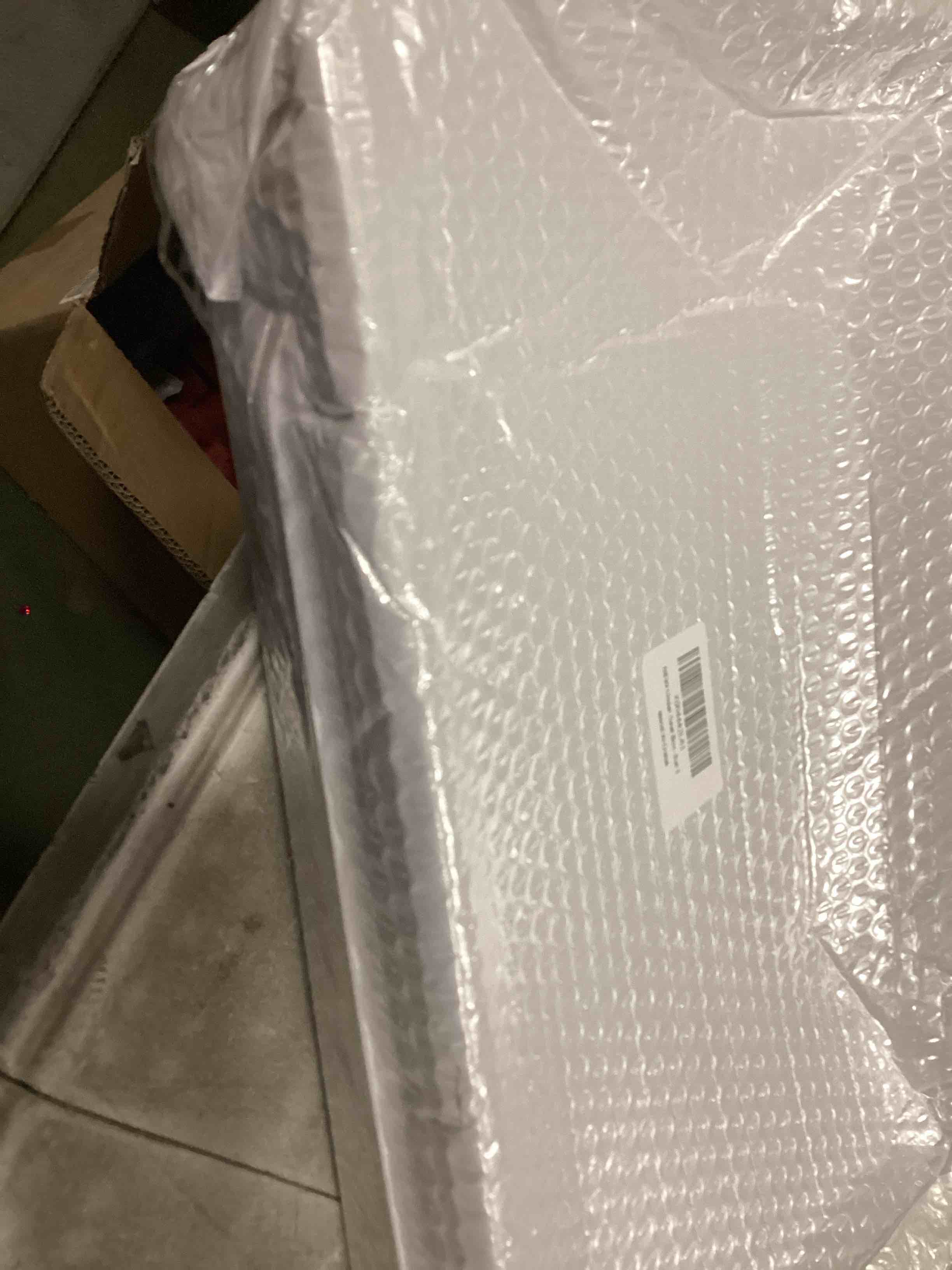 https://s3.amazonaws.com/lotting-images-prod/bidfta/BRN0564131_1730464078410.jpeg