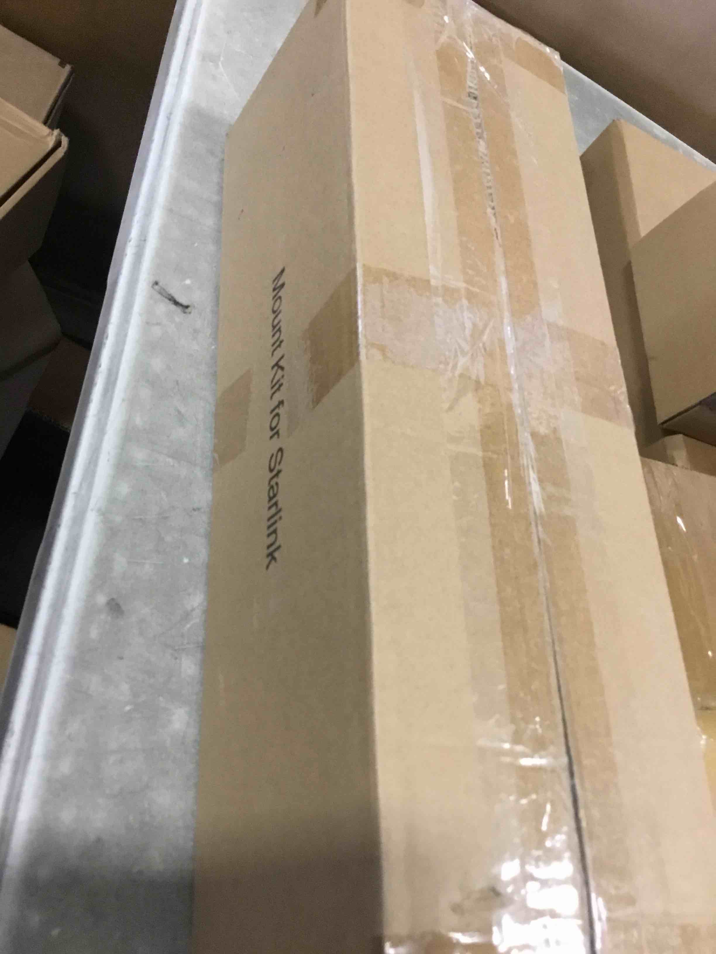 https://s3.amazonaws.com/lotting-images-prod/bidfta/BRN0567644_1730745701706.jpeg