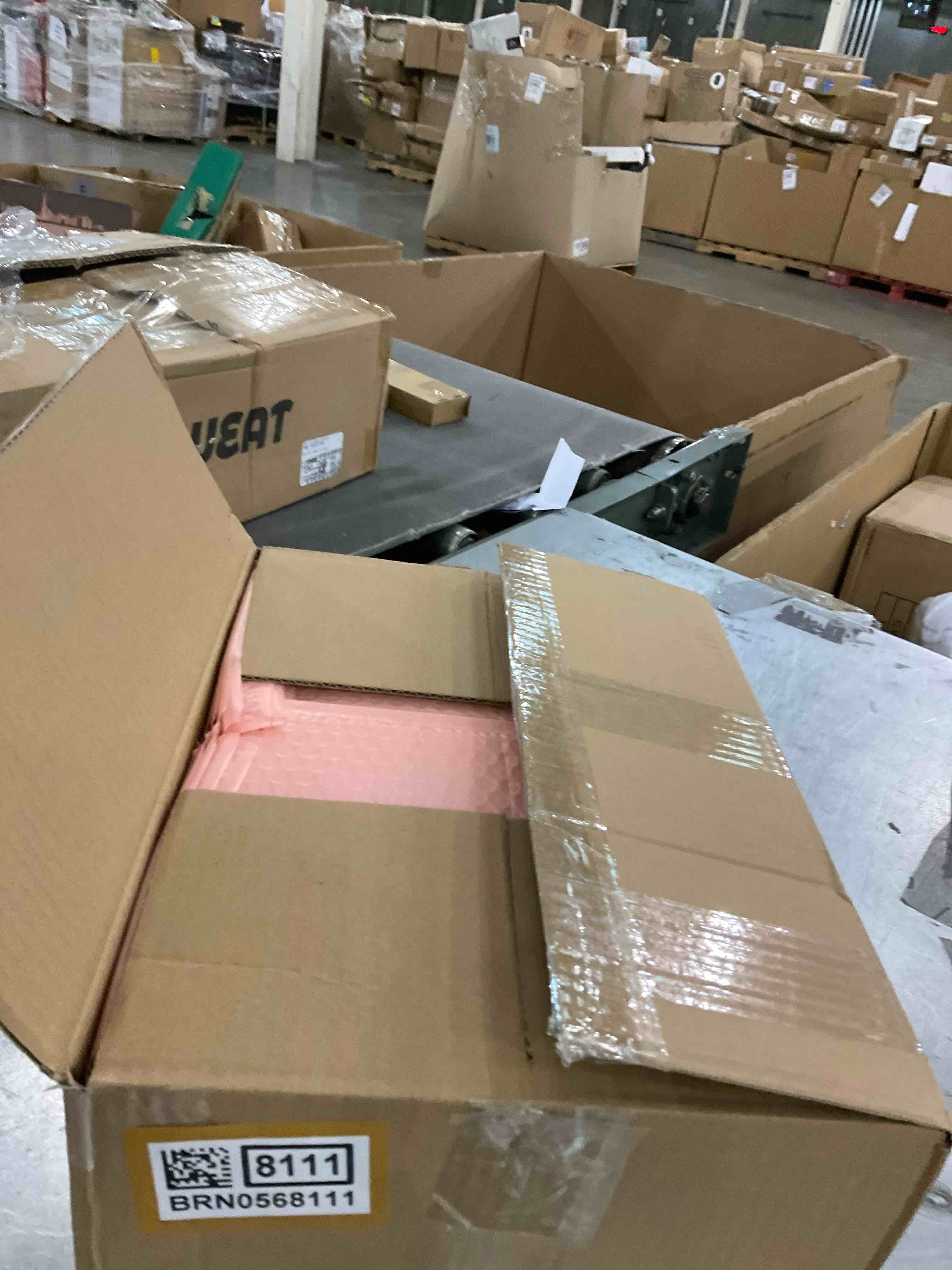https://s3.amazonaws.com/lotting-images-prod/bidfta/BRN0568111_1737481234461.jpeg