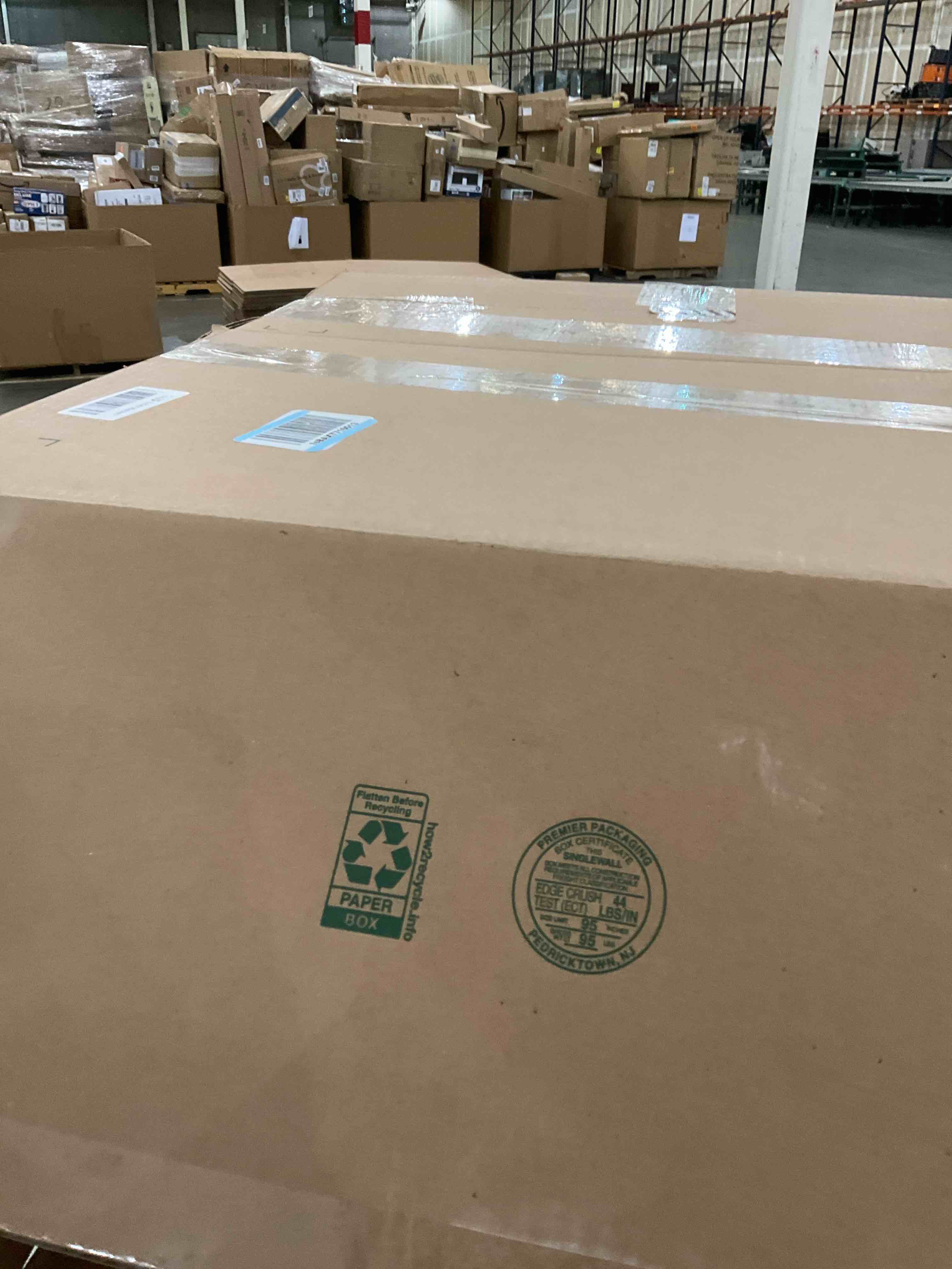 https://s3.amazonaws.com/lotting-images-prod/bidfta/BRN0568306_1737397281230.jpeg