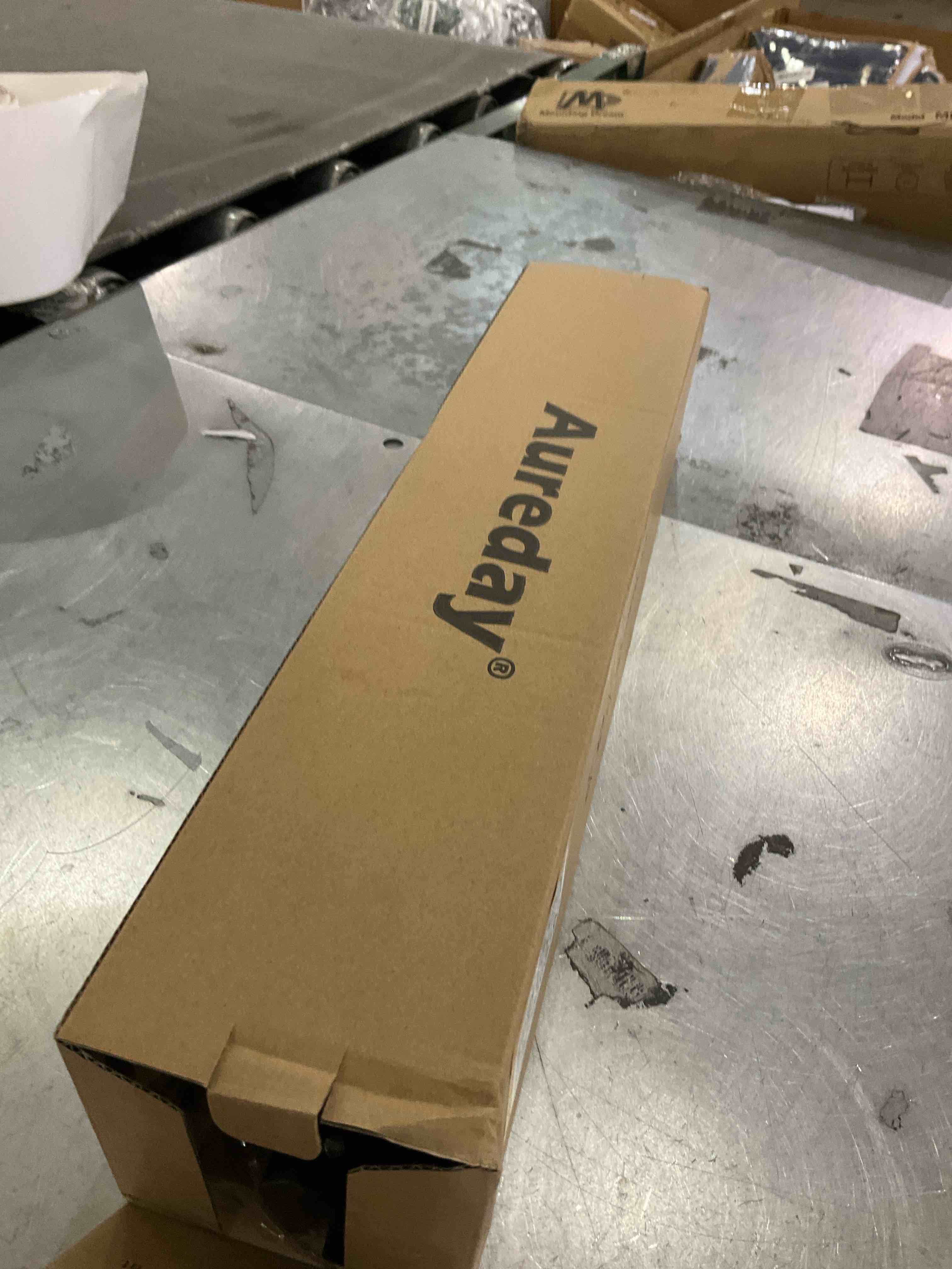https://s3.amazonaws.com/lotting-images-prod/bidfta/BRN0568390_1737386514664.jpeg