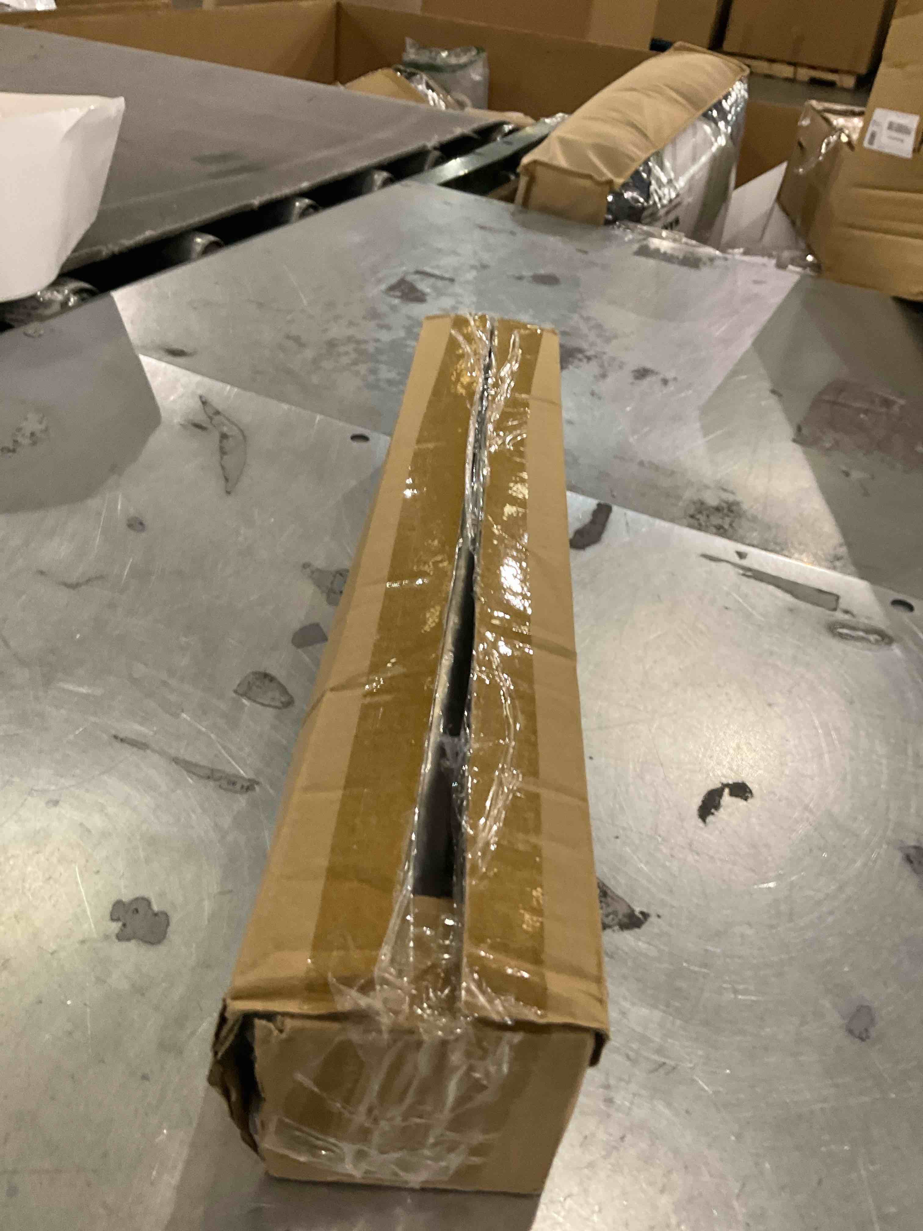 https://s3.amazonaws.com/lotting-images-prod/bidfta/BRN0568401_1737385315188.jpeg