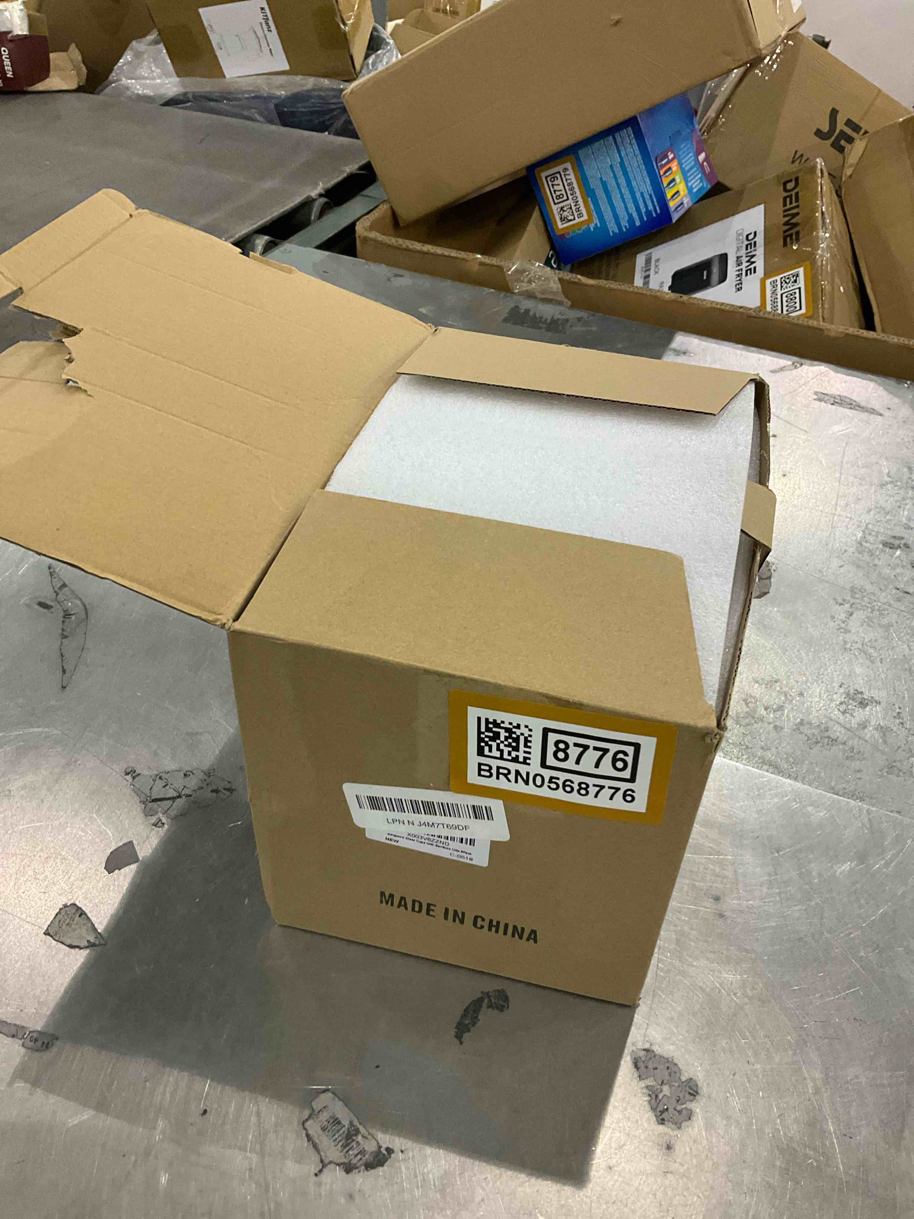 https://s3.amazonaws.com/lotting-images-prod/bidfta/BRN0568776_1737120771937.jpeg