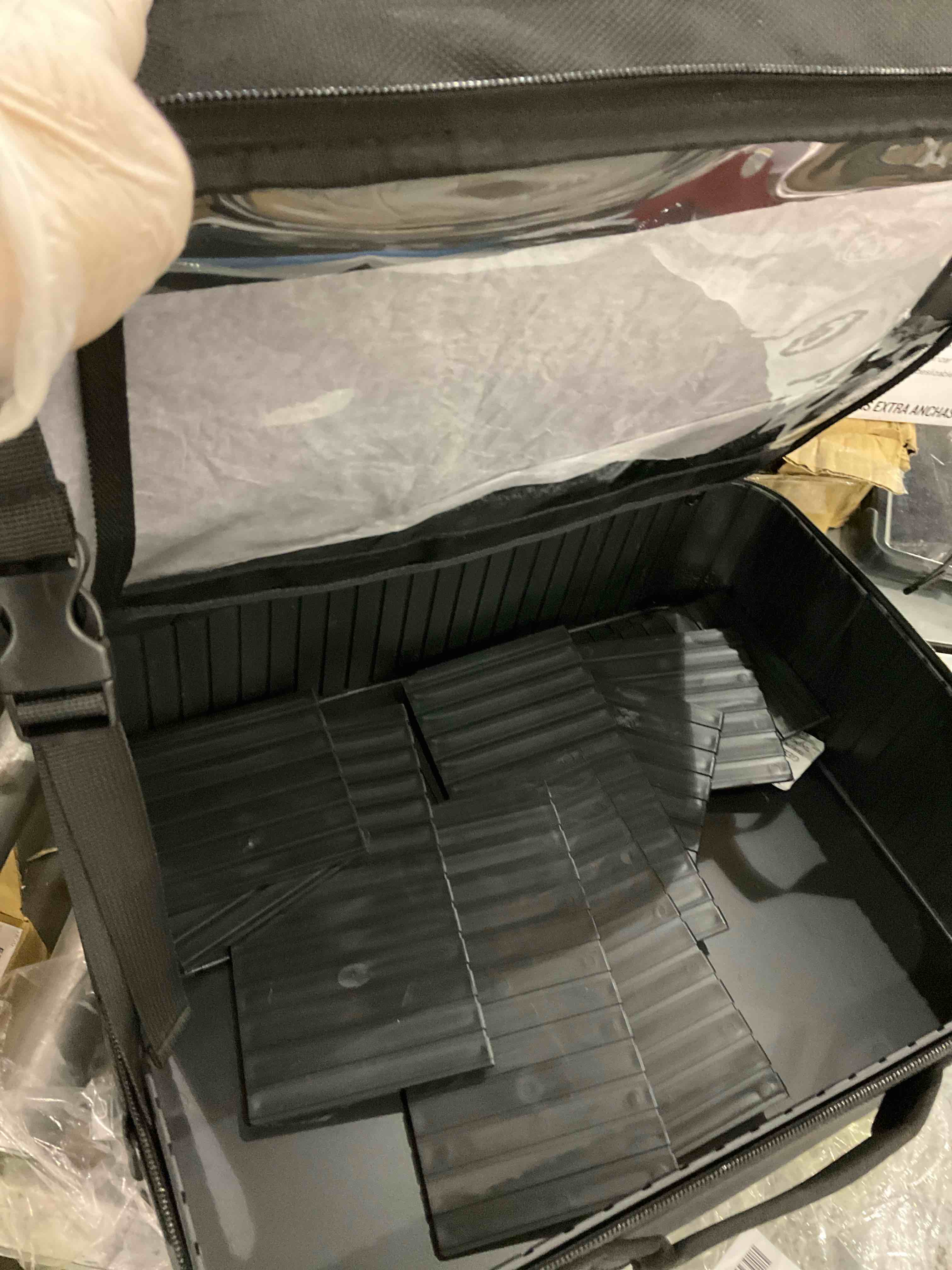 Relavel Extra Large..Supply Case (Black)