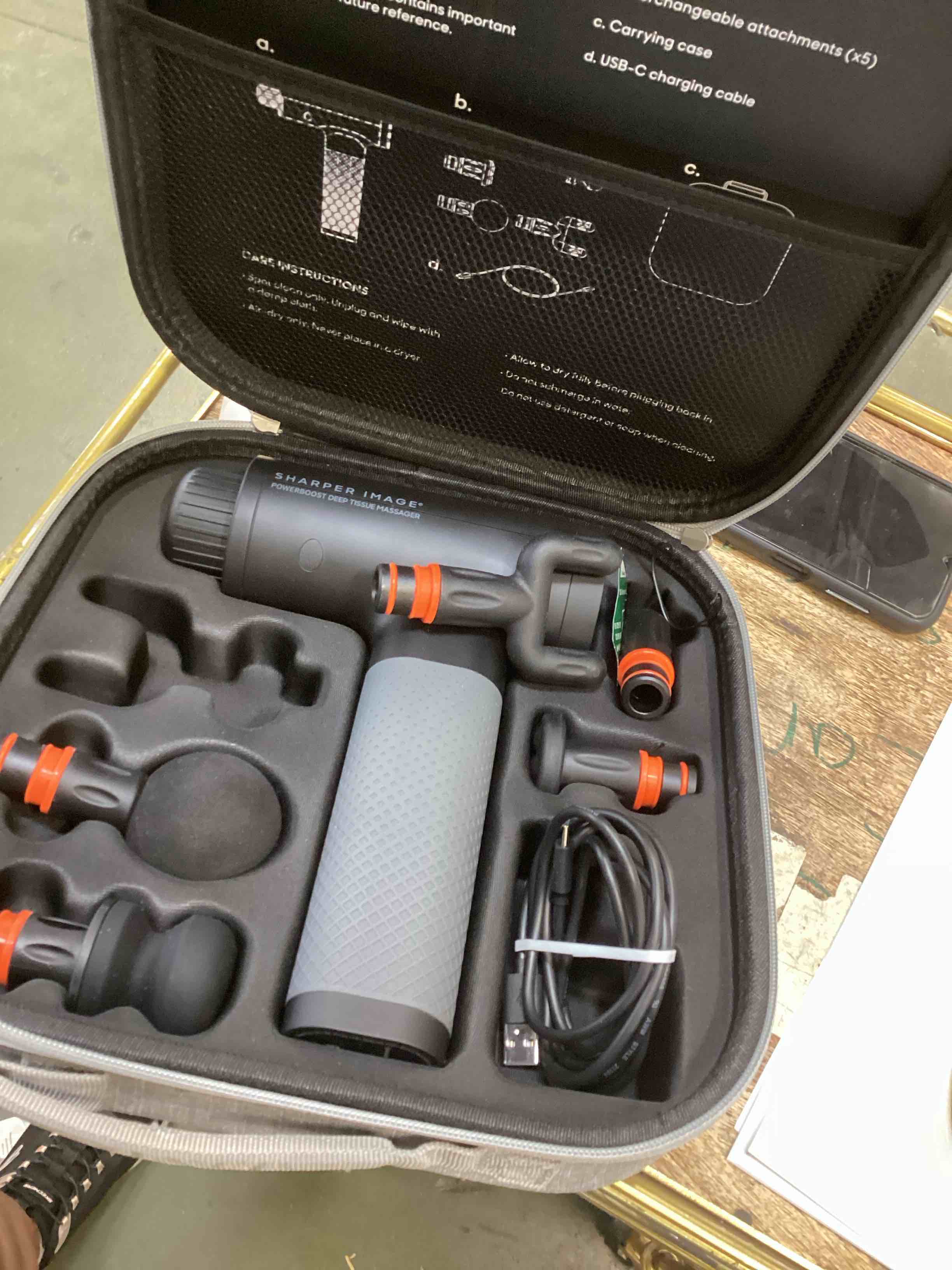 https://s3.amazonaws.com/lotting-images-prod/bidfta/BRN0570346_1737397762133.jpeg