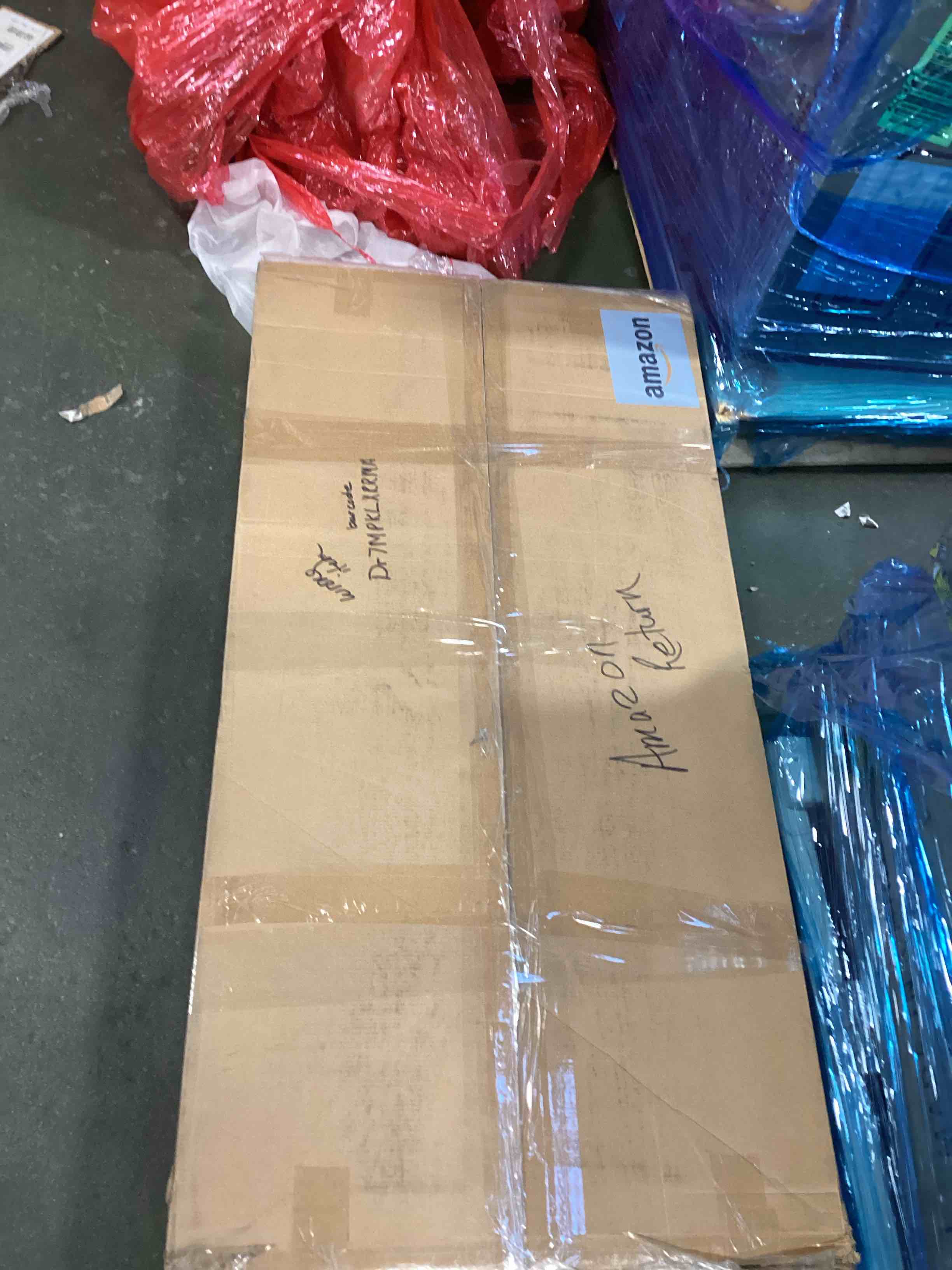 https://s3.amazonaws.com/lotting-images-prod/bidfta/BRN0571254_1736774246937.jpeg