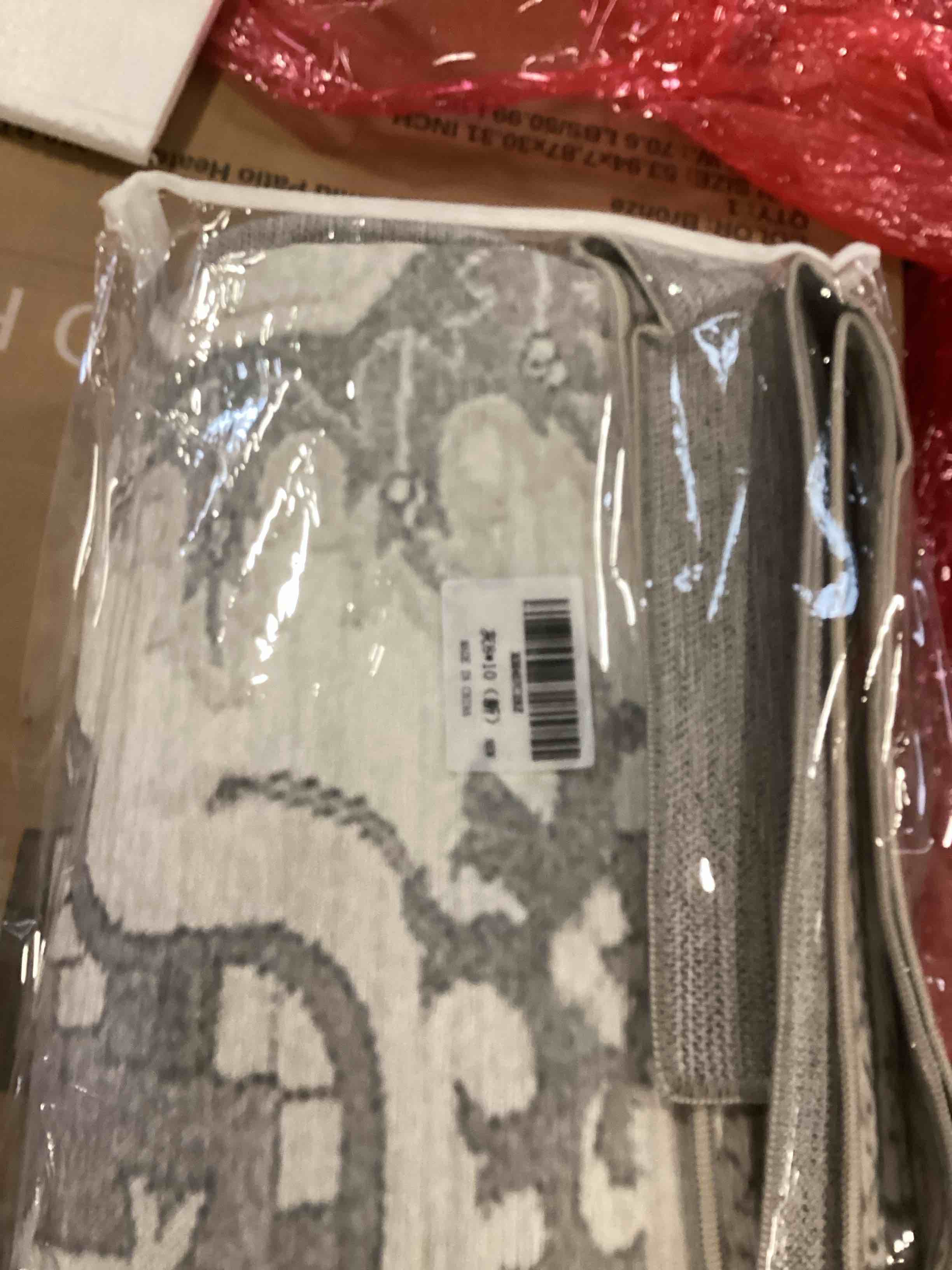 https://s3.amazonaws.com/lotting-images-prod/bidfta/BRN0571700_1736274453536.jpeg