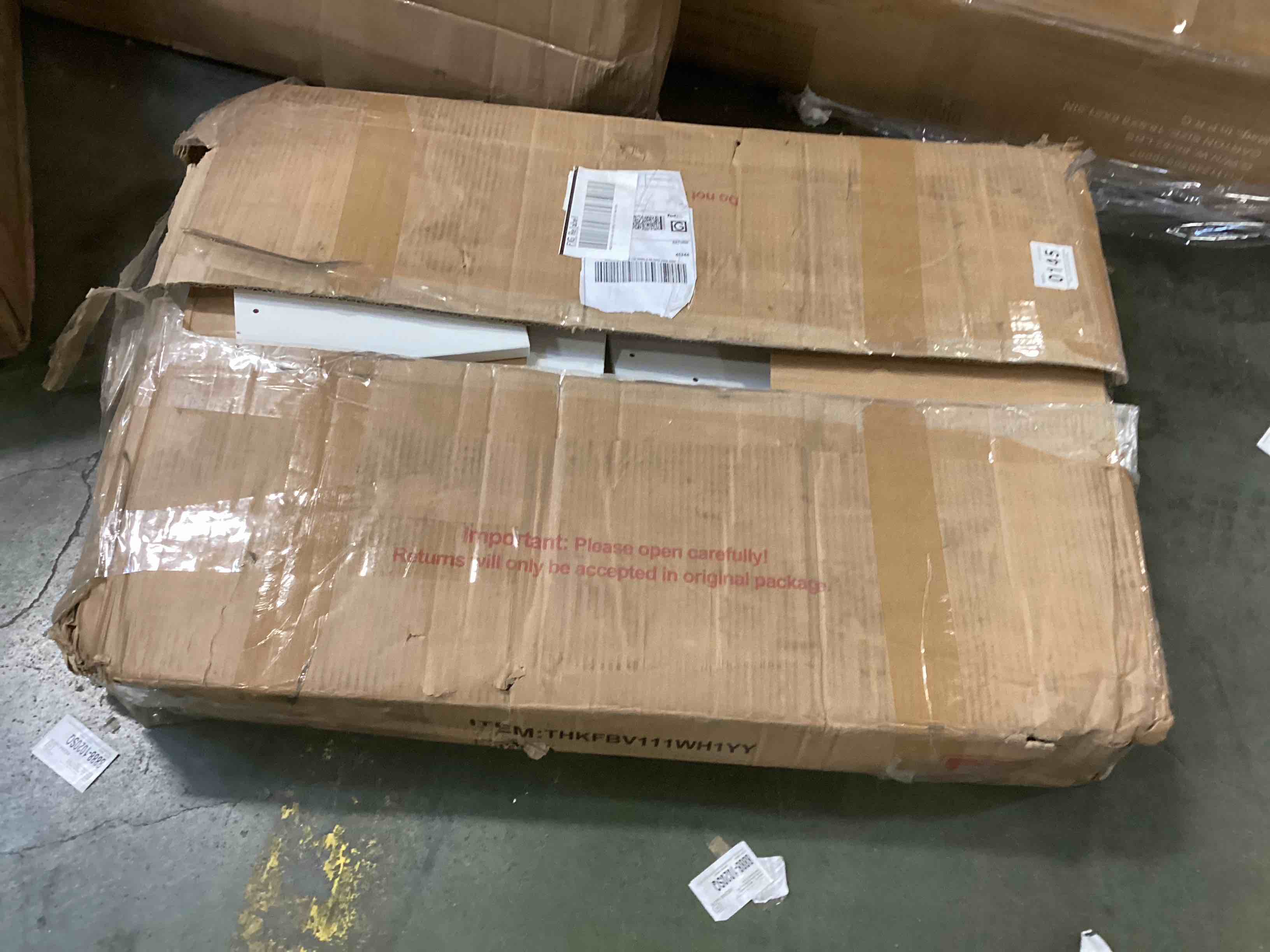 https://s3.amazonaws.com/lotting-images-prod/bidfta/BRN0572142_1735848198298.jpeg