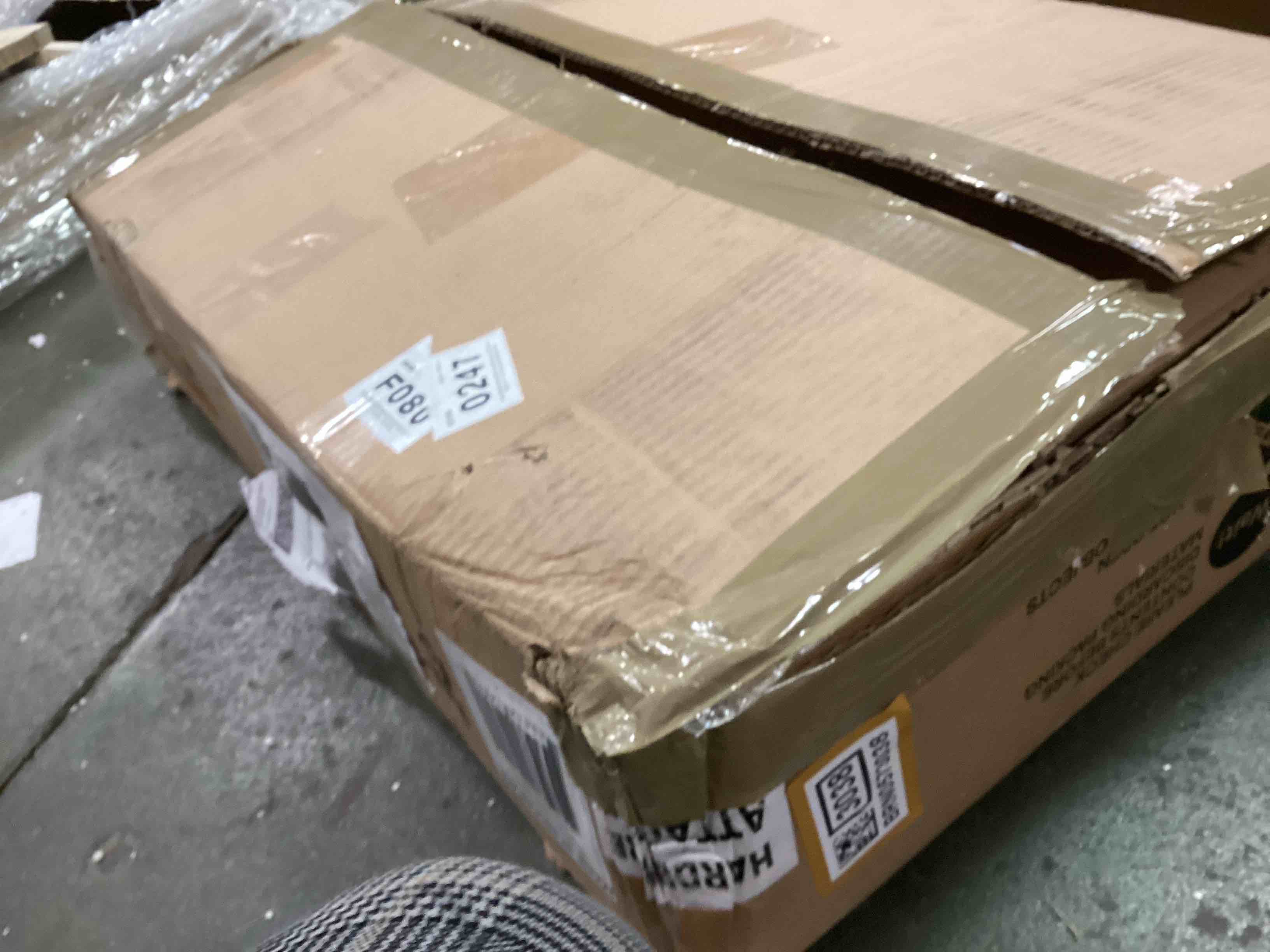 https://s3.amazonaws.com/lotting-images-prod/bidfta/BRN0573038_1734032884519.jpeg