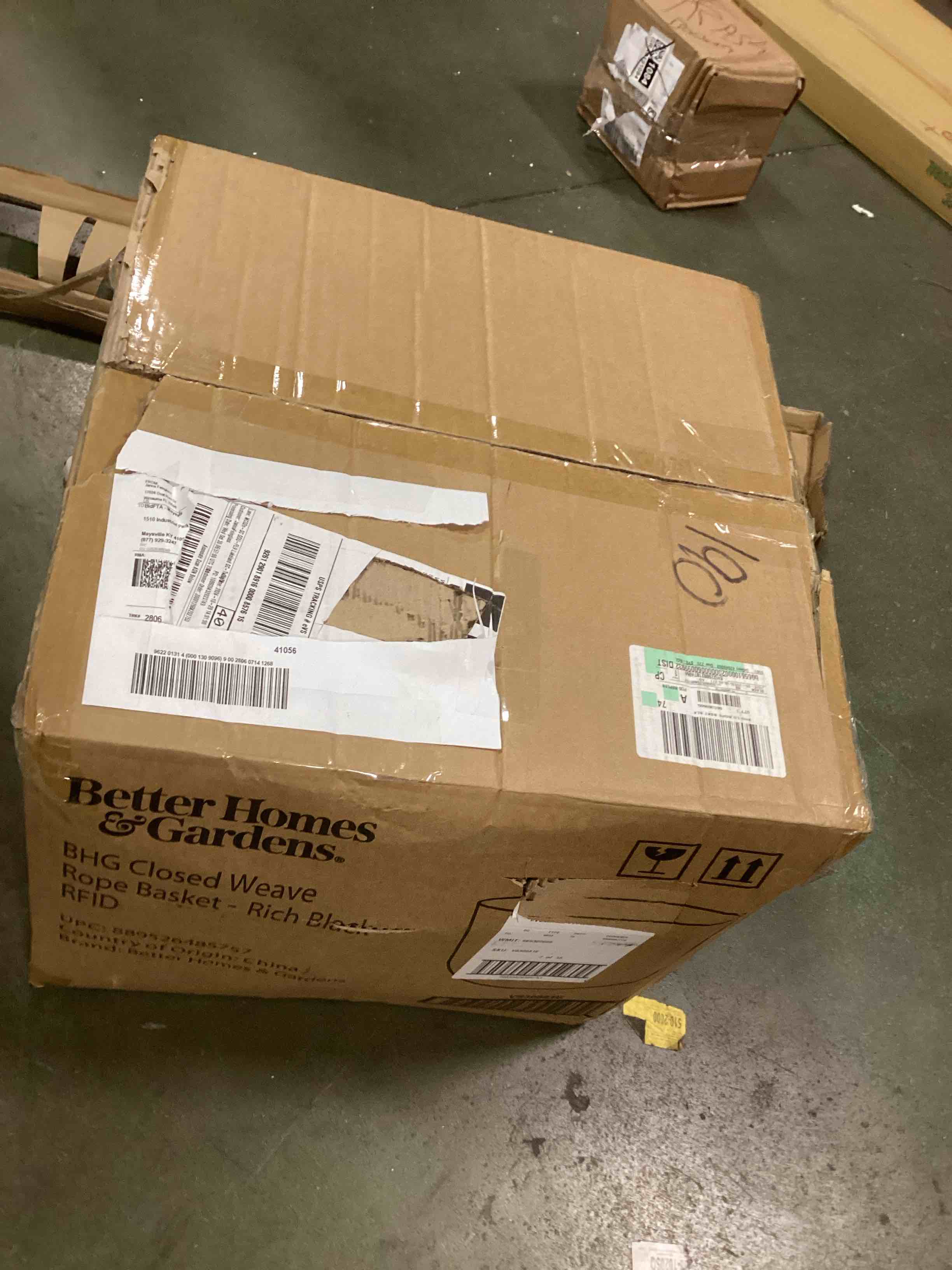 https://s3.amazonaws.com/lotting-images-prod/bidfta/BRN0573202_1733751145506.jpeg
