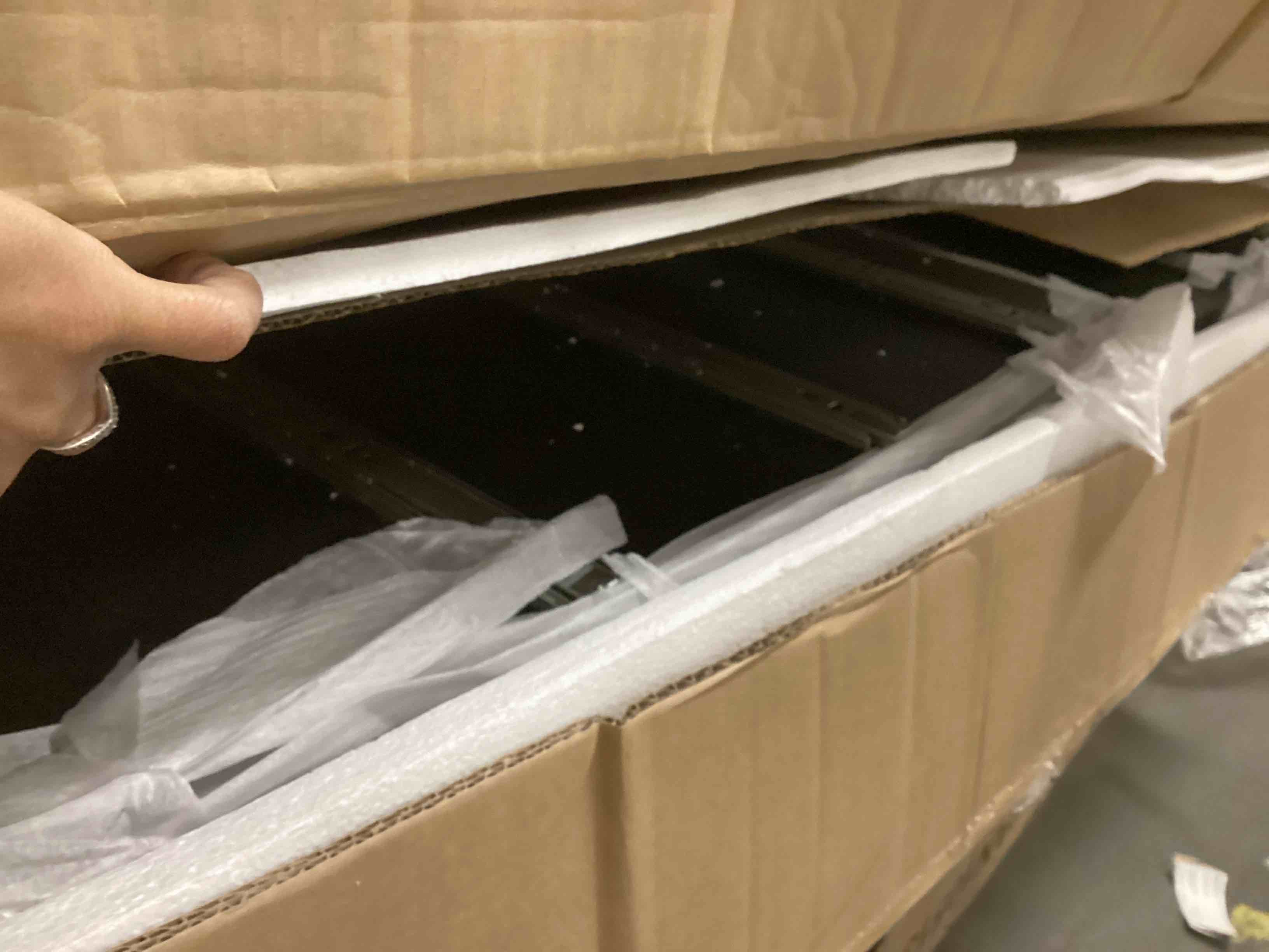 https://s3.amazonaws.com/lotting-images-prod/bidfta/BRN0573920_1732709621027.jpeg