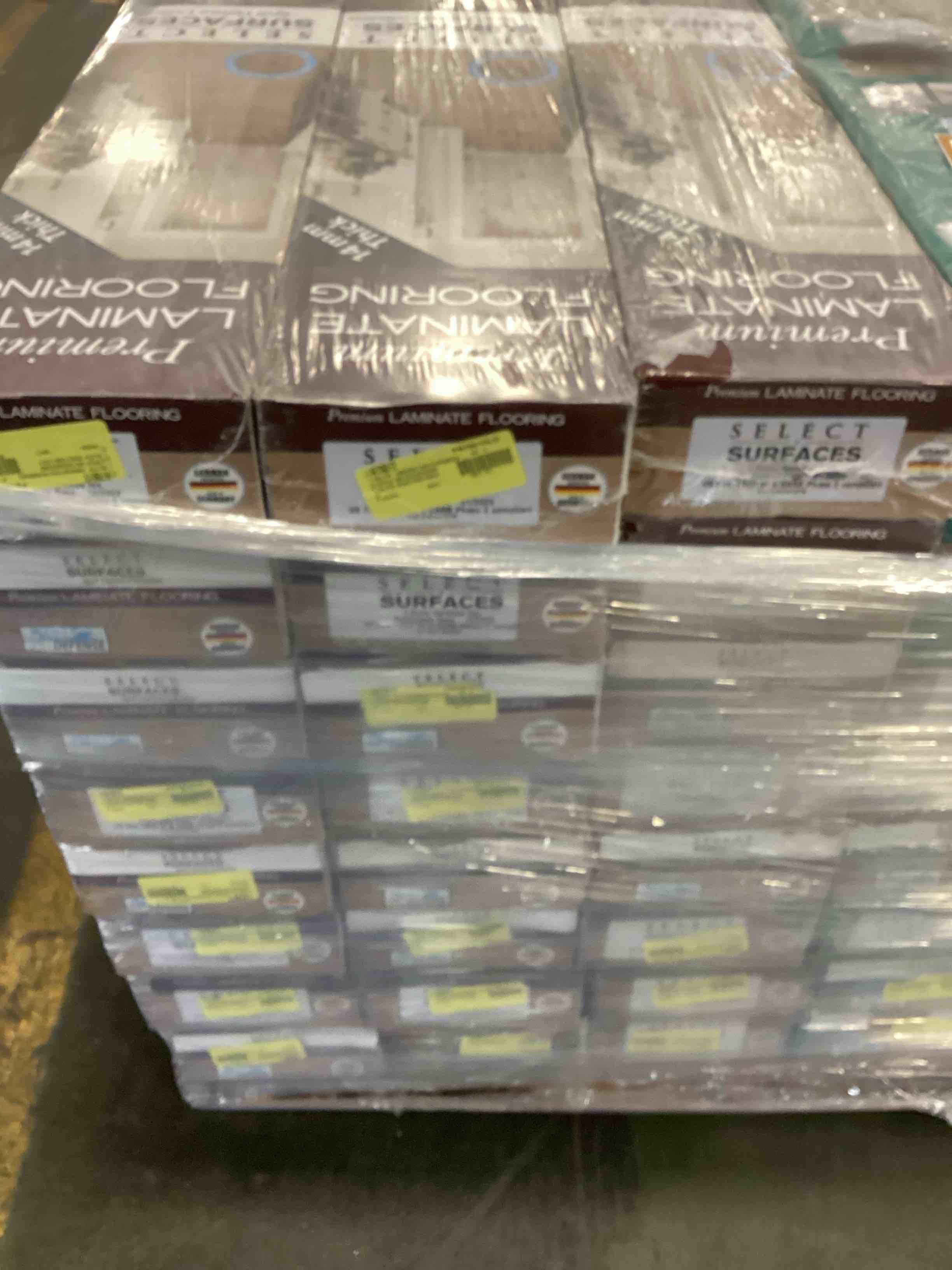 https://s3.amazonaws.com/lotting-images-prod/bidfta/BRN0573997_1729883906174.jpeg