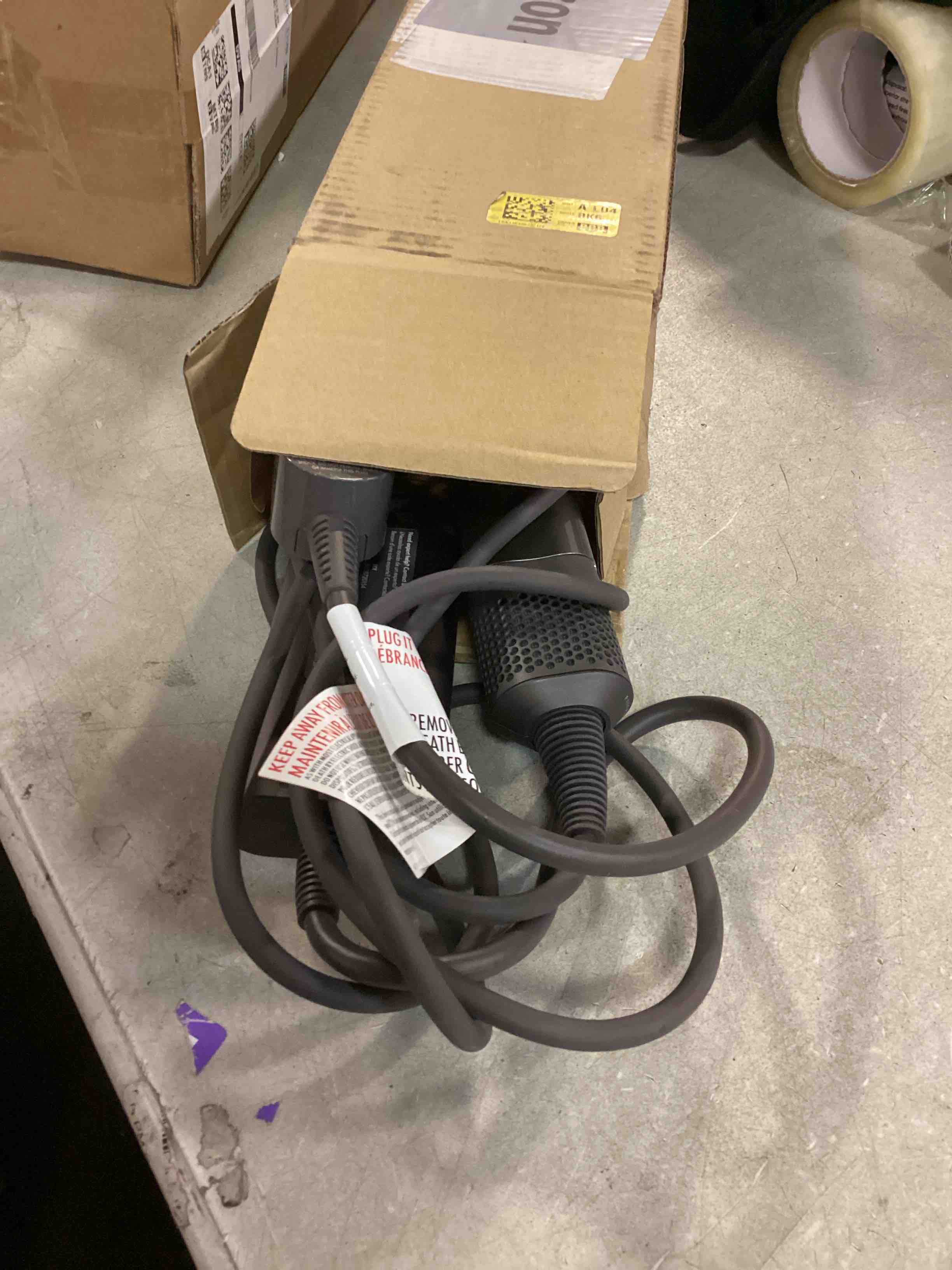 https://s3.amazonaws.com/lotting-images-prod/bidfta/BRN0574009_1732568847515.jpeg