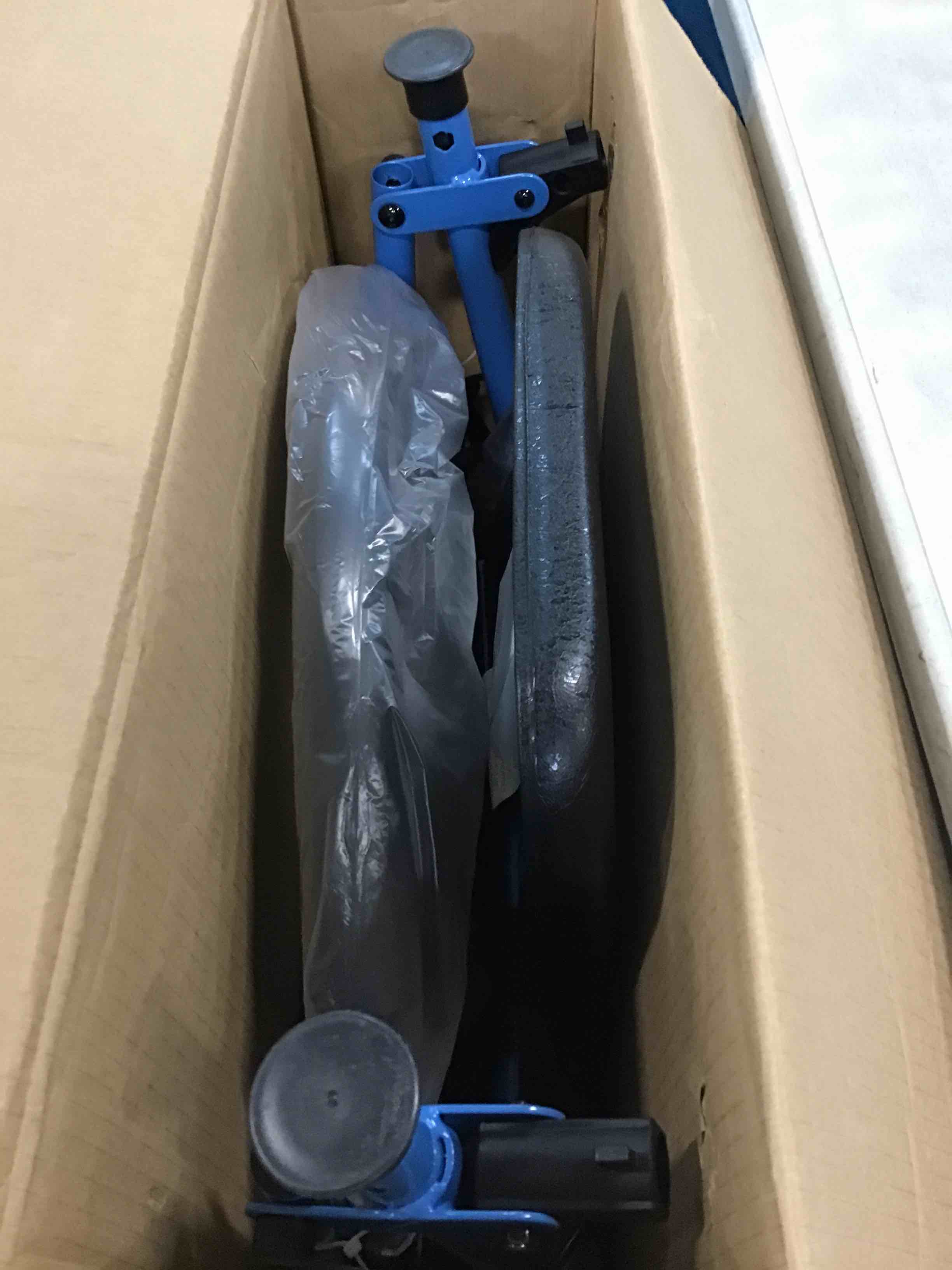 https://s3.amazonaws.com/lotting-images-prod/bidfta/BRN0577555_1731003476544.jpeg