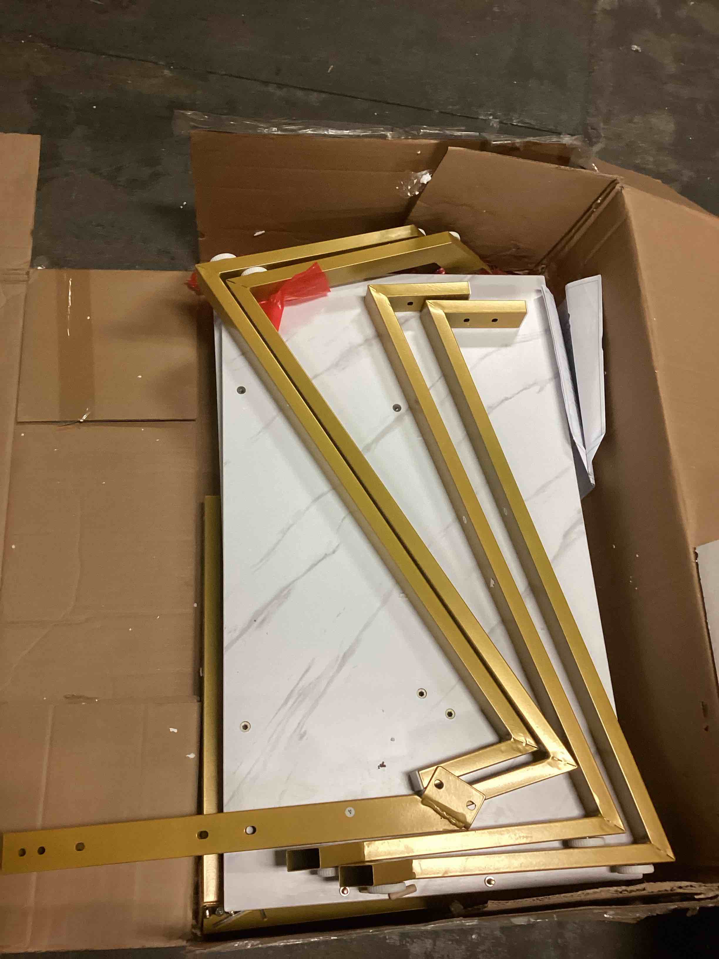 https://s3.amazonaws.com/lotting-images-prod/bidfta/BRN0578122_1730936678640.jpeg