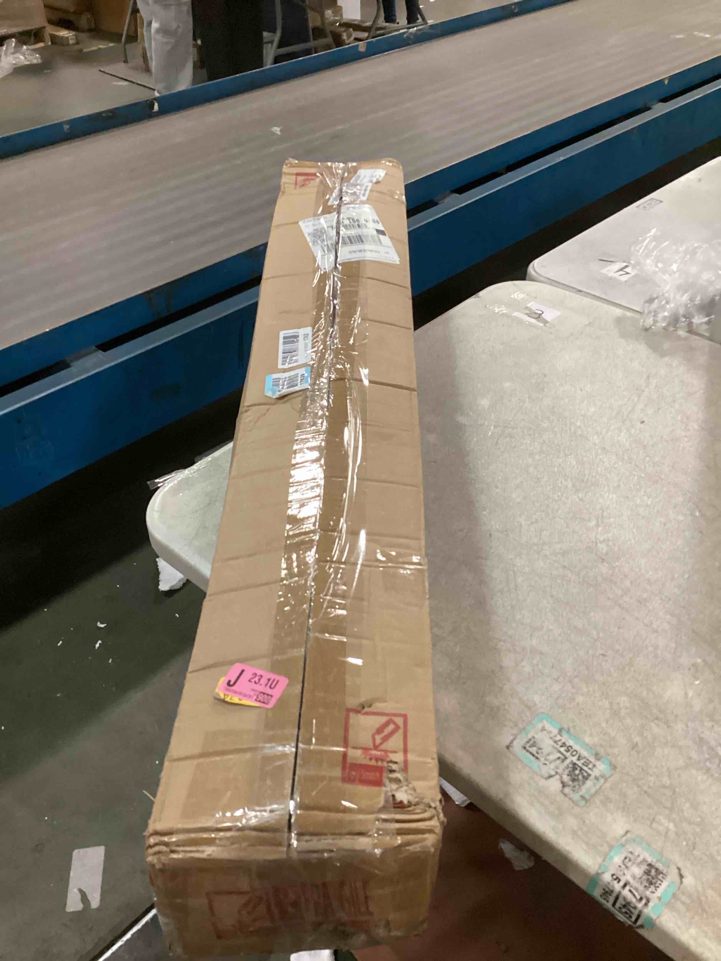 https://s3.amazonaws.com/lotting-images-prod/bidfta/BRN0578859_1730508705623.jpeg