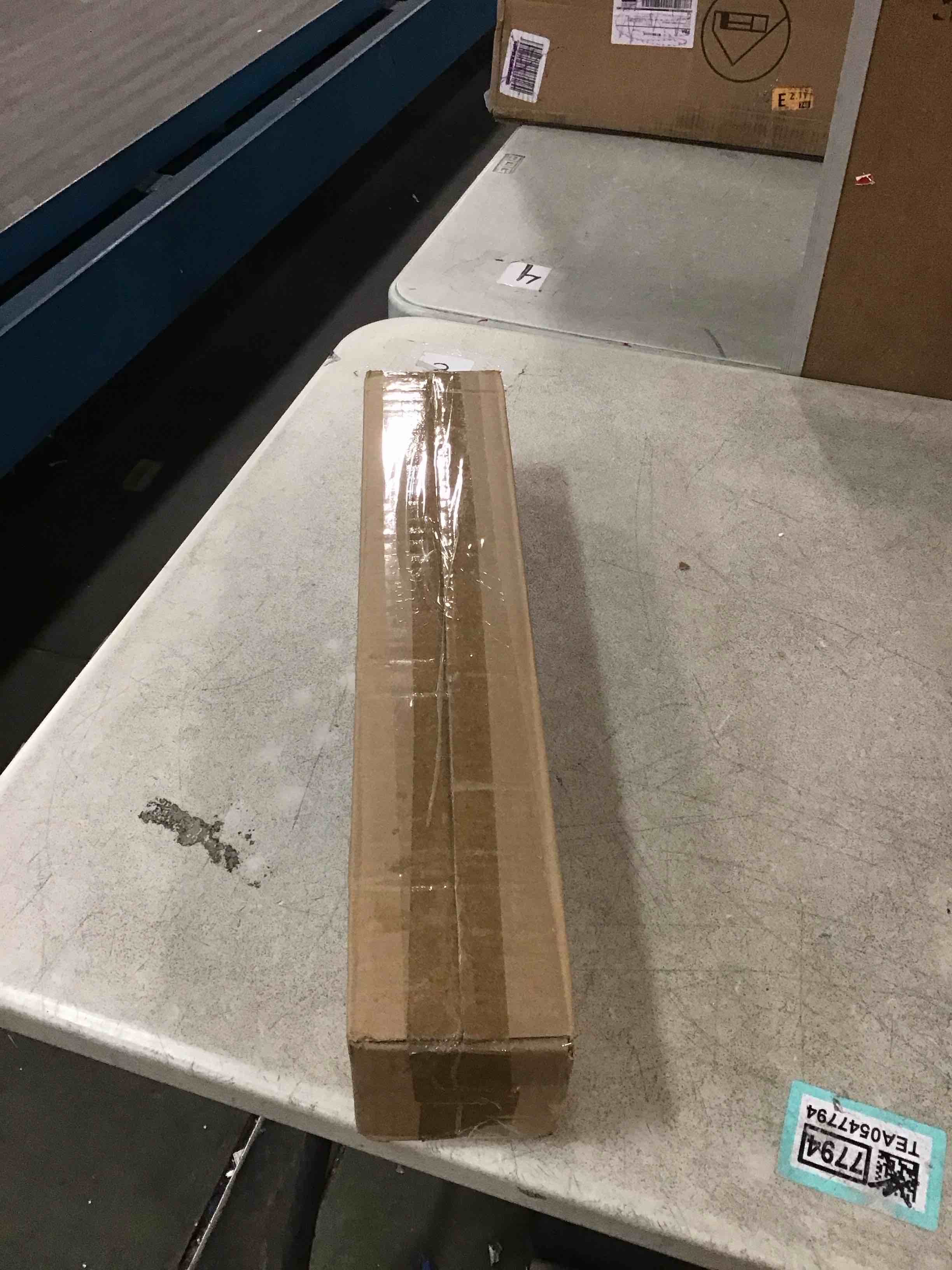 https://s3.amazonaws.com/lotting-images-prod/bidfta/BRN0579689_1730173027641.jpeg