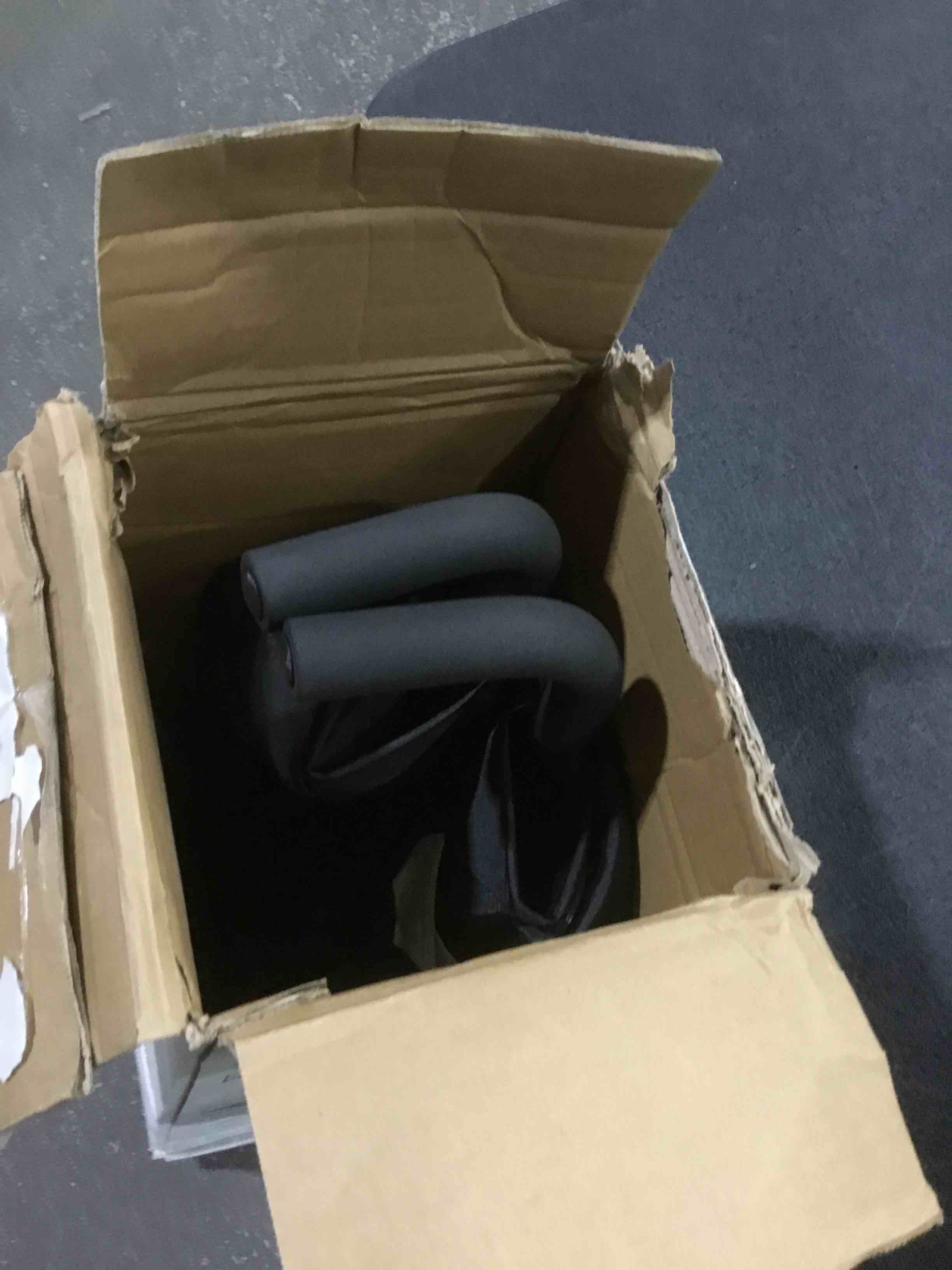 https://s3.amazonaws.com/lotting-images-prod/bidfta/BRN1266115_1749650313630.jpeg