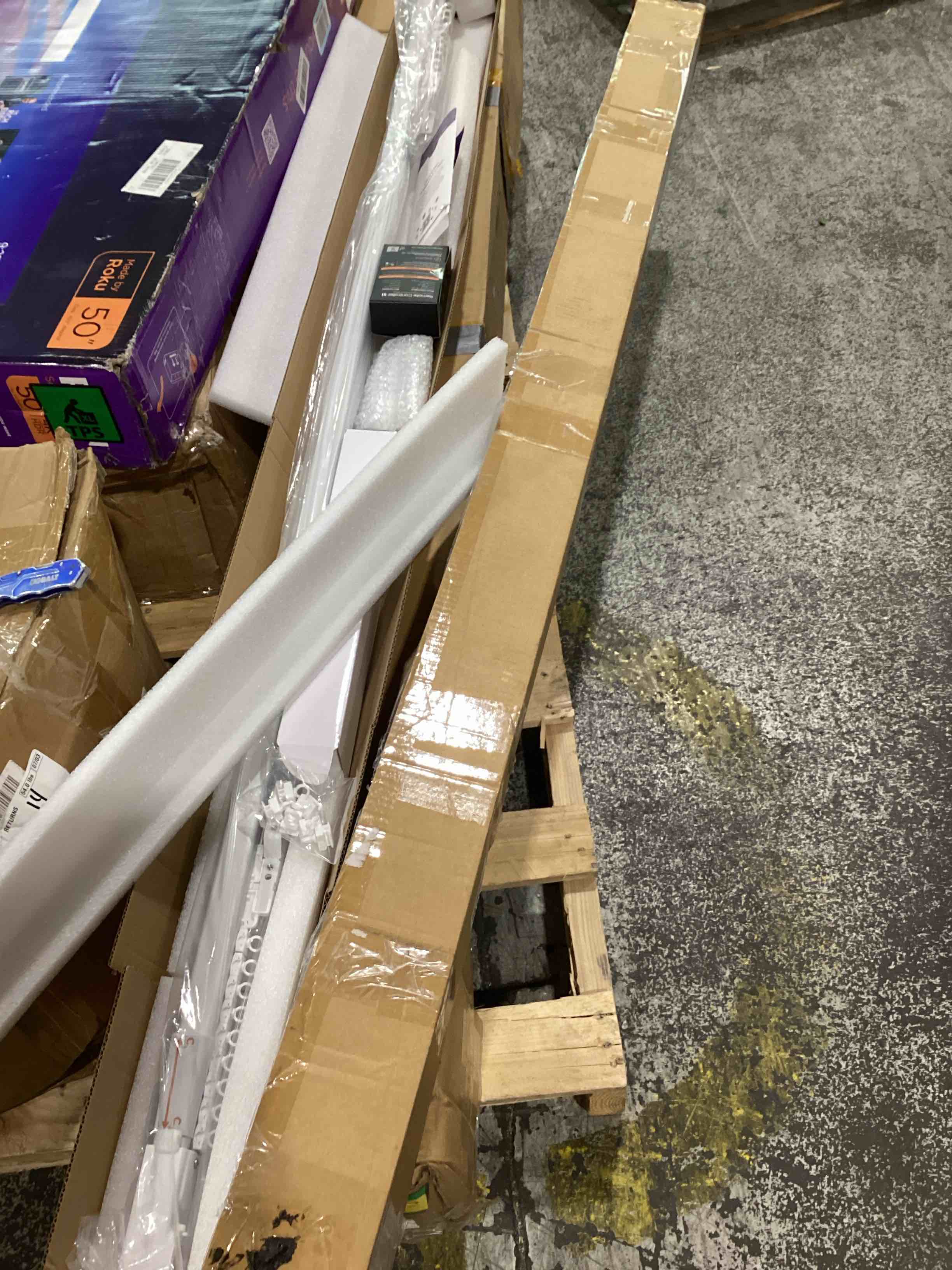 Graywind smart curtain track
