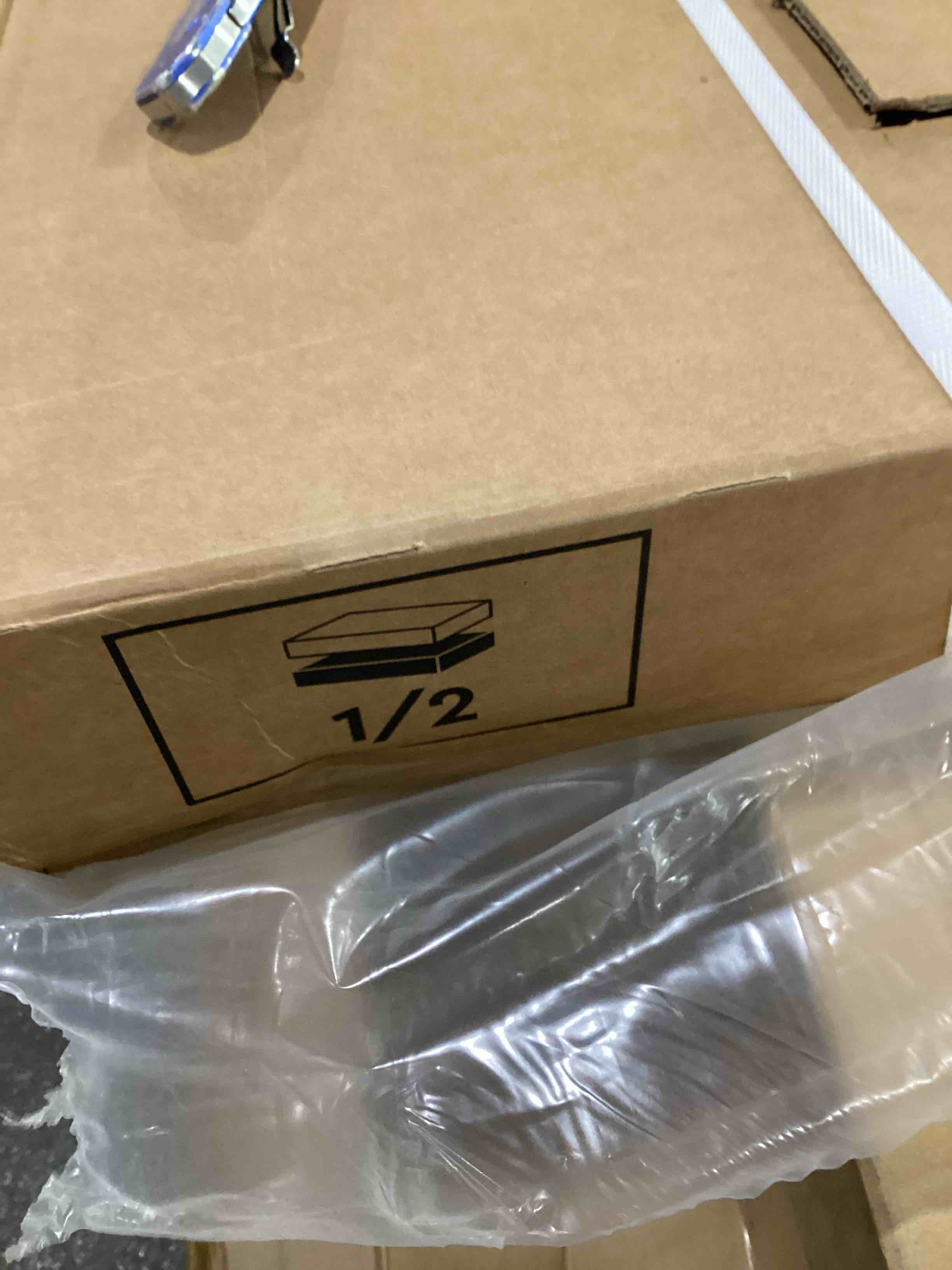 https://s3.amazonaws.com/lotting-images-prod/bidfta/BRN1268046_1753293409389.jpeg