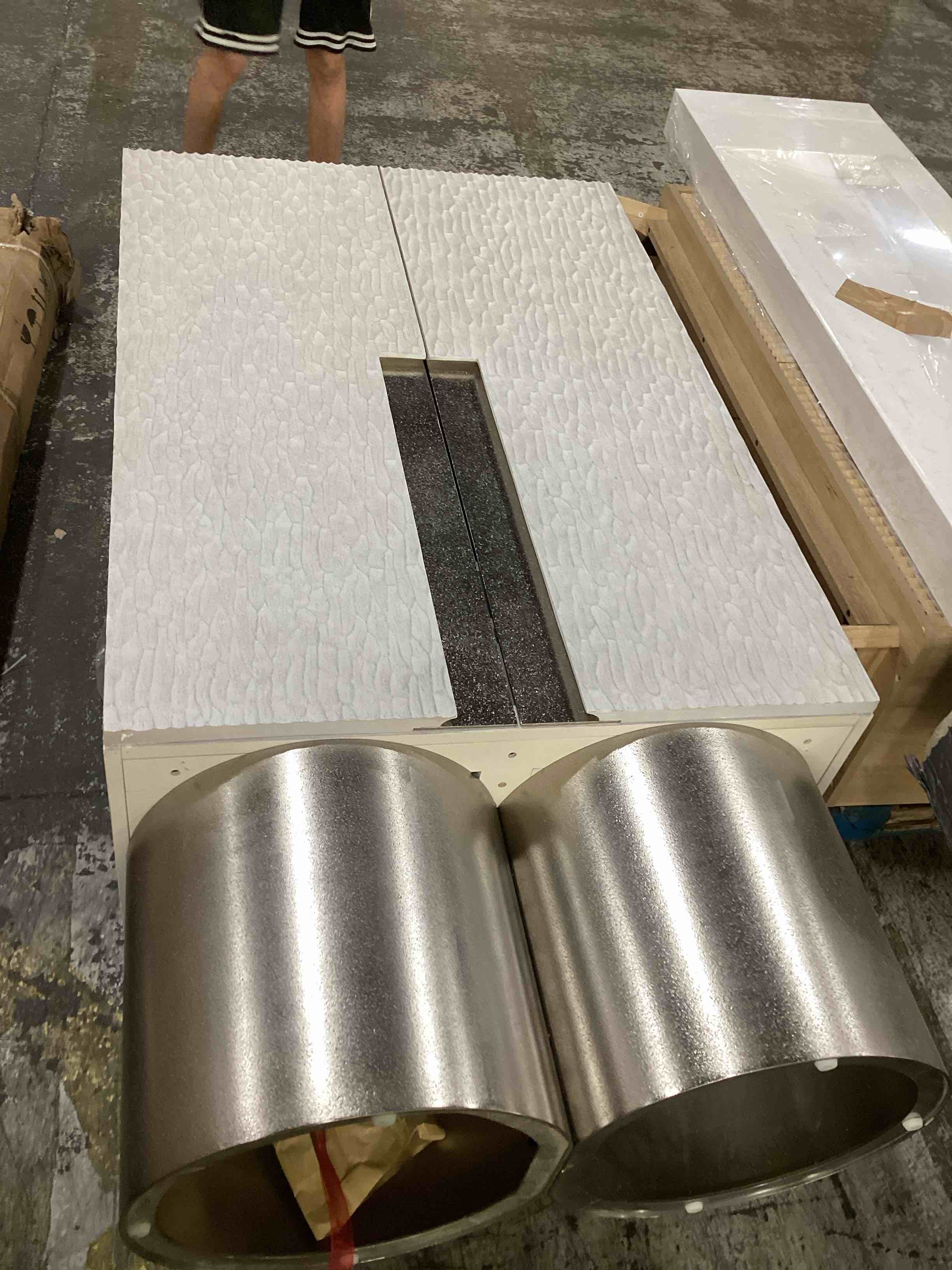 Solaria 2 - Door Accent Cabinet (damage on top )
