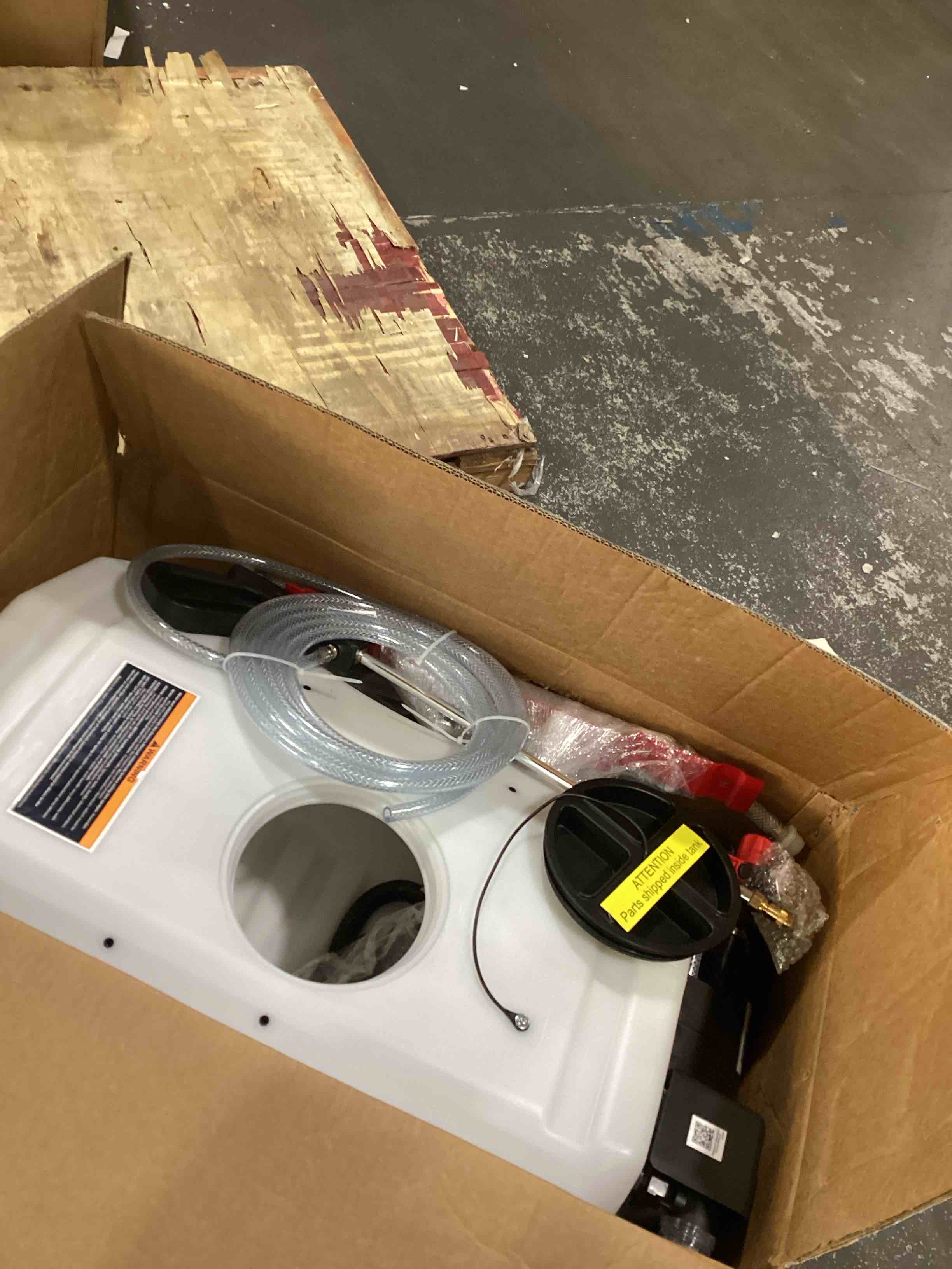 https://s3.amazonaws.com/lotting-images-prod/bidfta/BRN1268739_1754938813737.jpeg