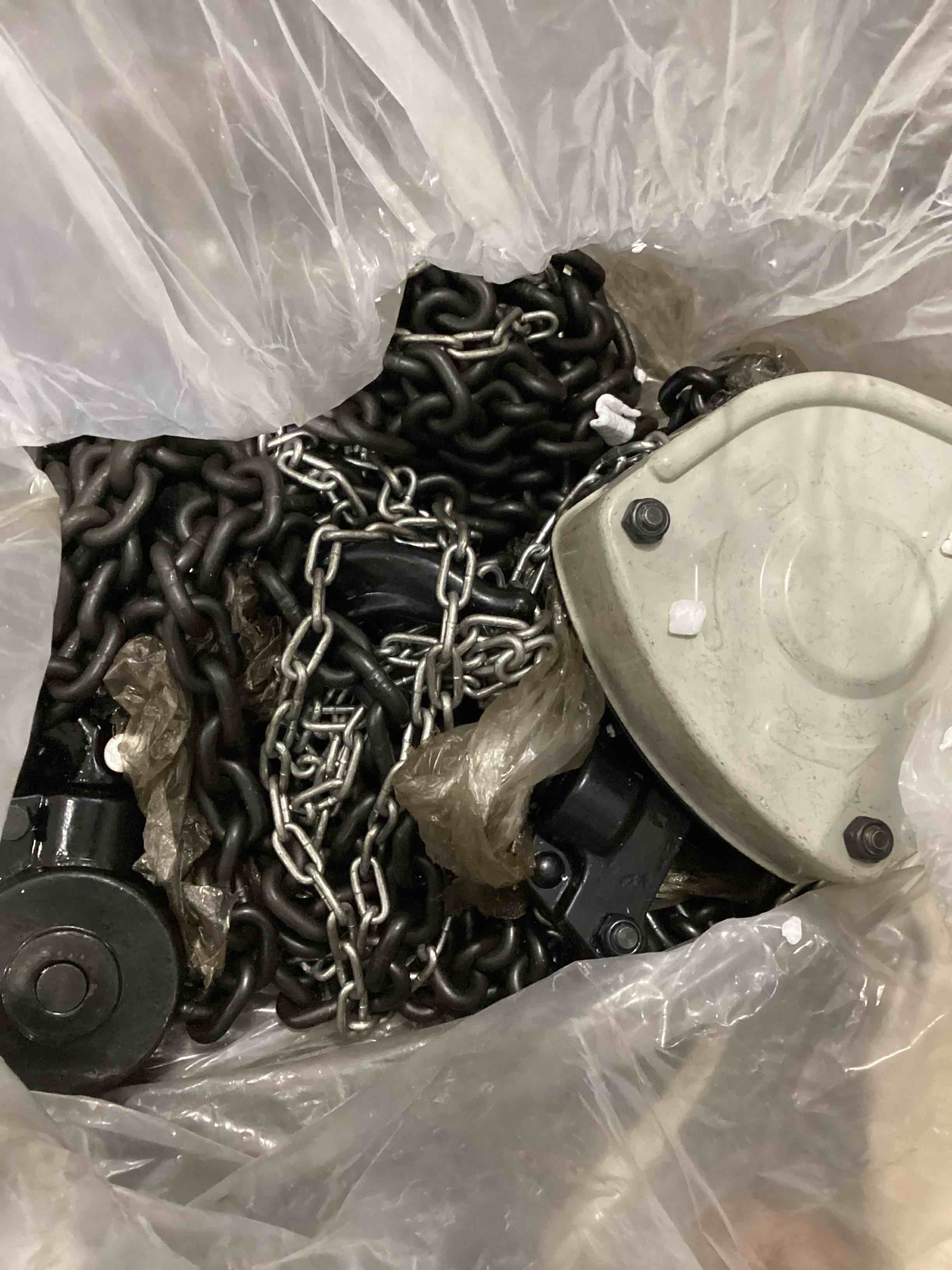 Heavy duty chain hoist/pulley 