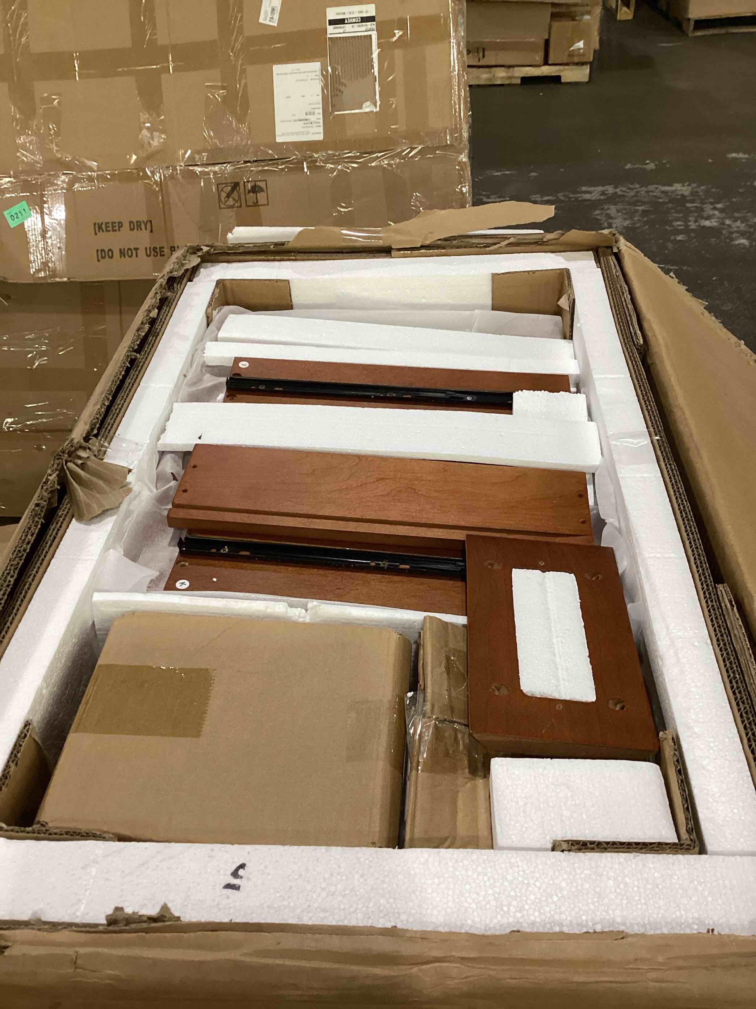https://s3.amazonaws.com/lotting-images-prod/bidfta/BRN1269139_1755624723422.jpeg