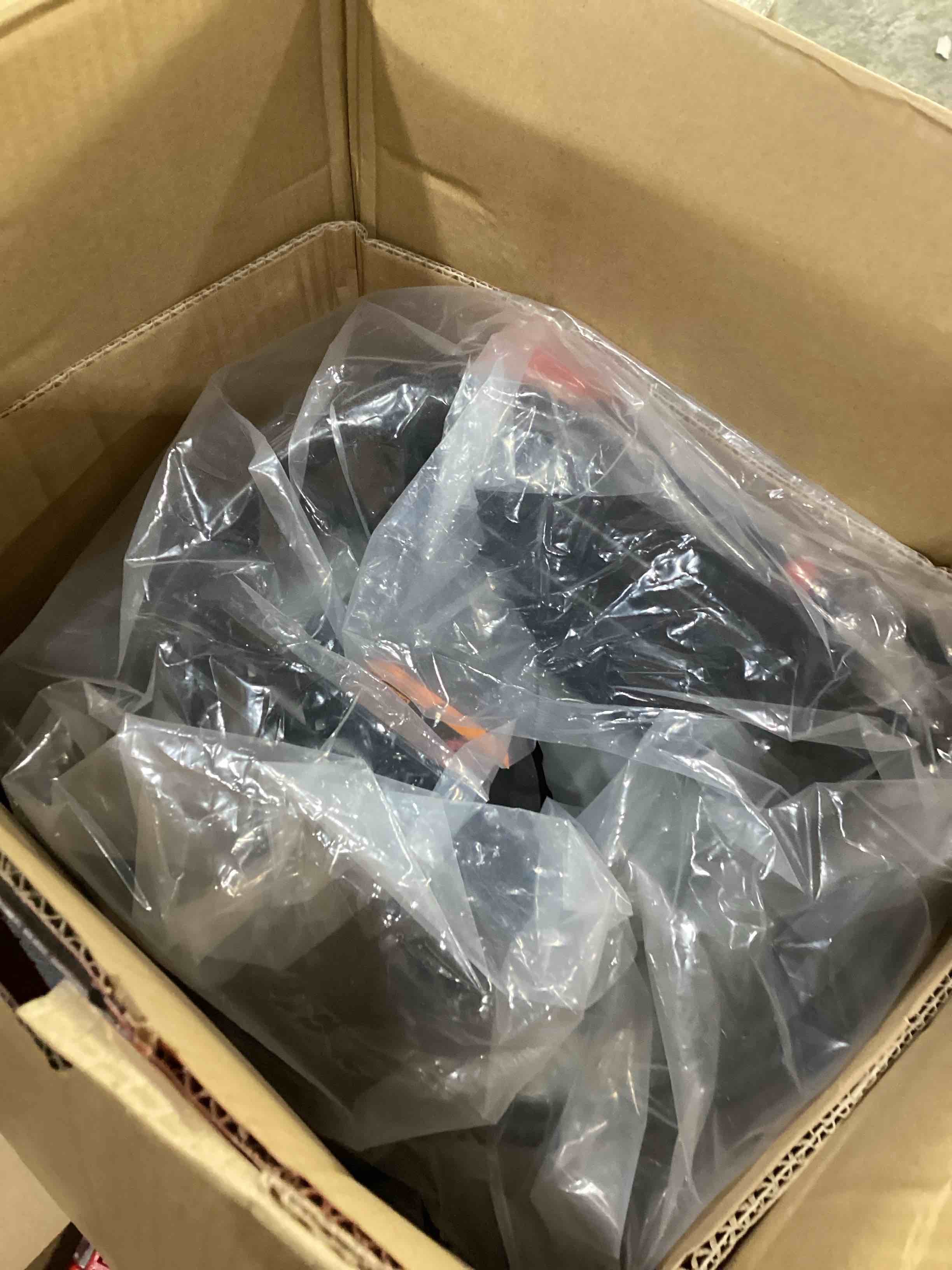 https://s3.amazonaws.com/lotting-images-prod/bidfta/BRN1269442_1756236057013.jpeg