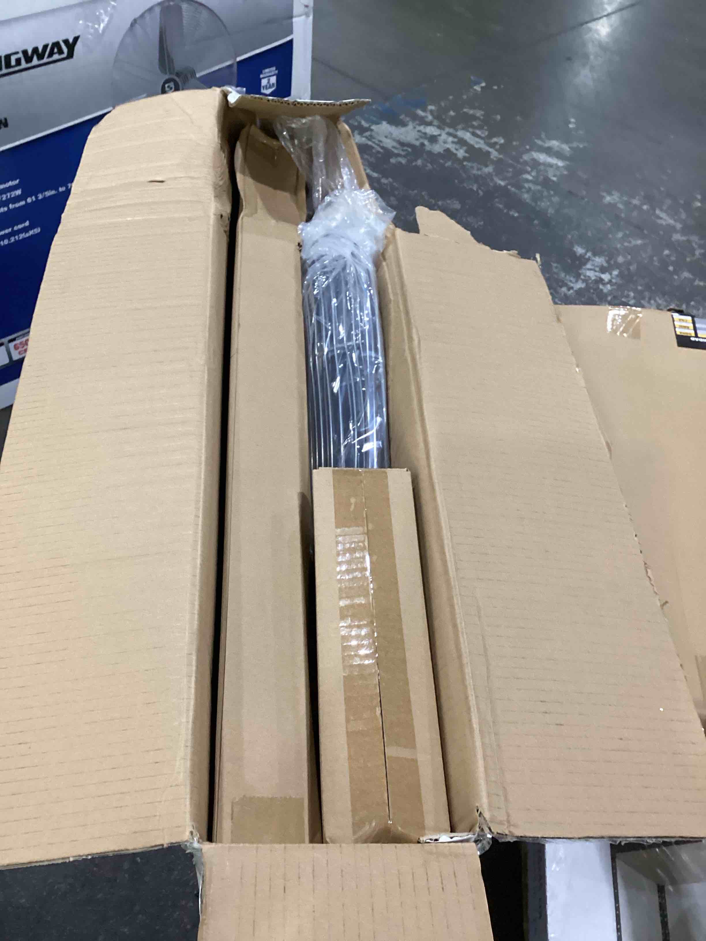 https://s3.amazonaws.com/lotting-images-prod/bidfta/BRN1269606_1756838939218.jpeg
