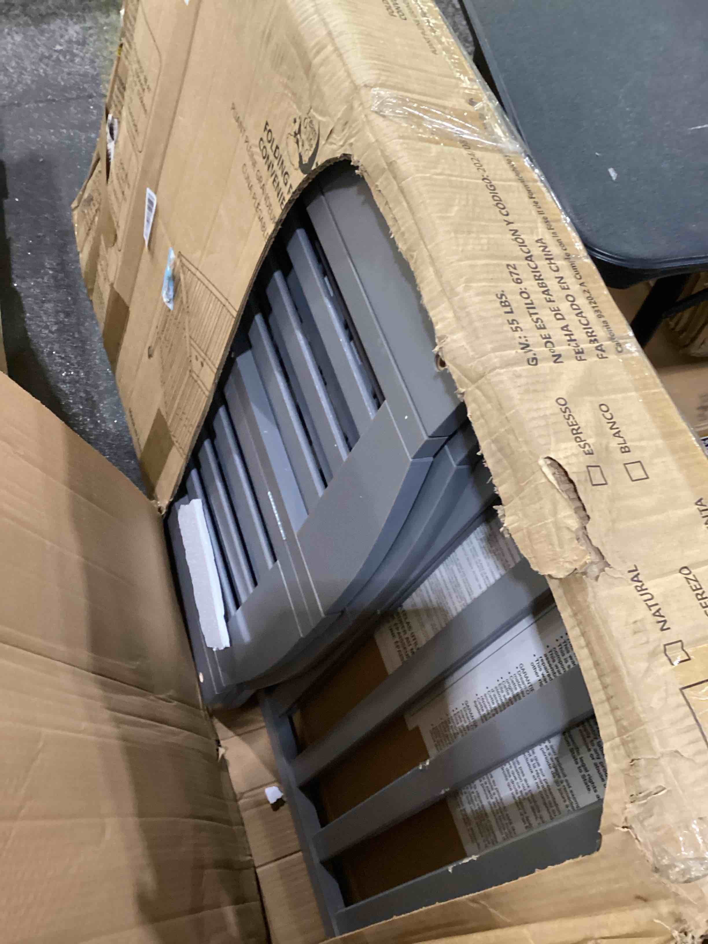 https://s3.amazonaws.com/lotting-images-prod/bidfta/BRN1269726_1757094729904.jpeg