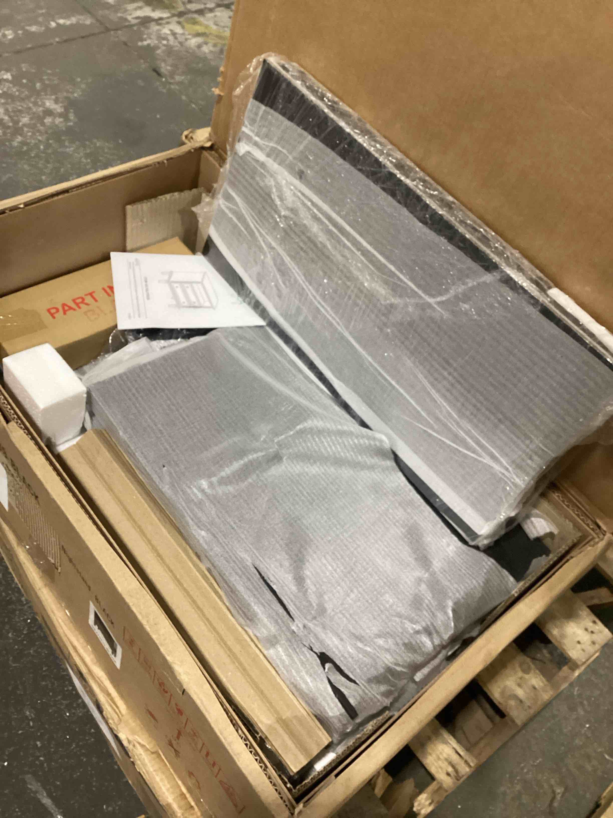 https://s3.amazonaws.com/lotting-images-prod/bidfta/BRN1269786_1757423554962.jpeg
