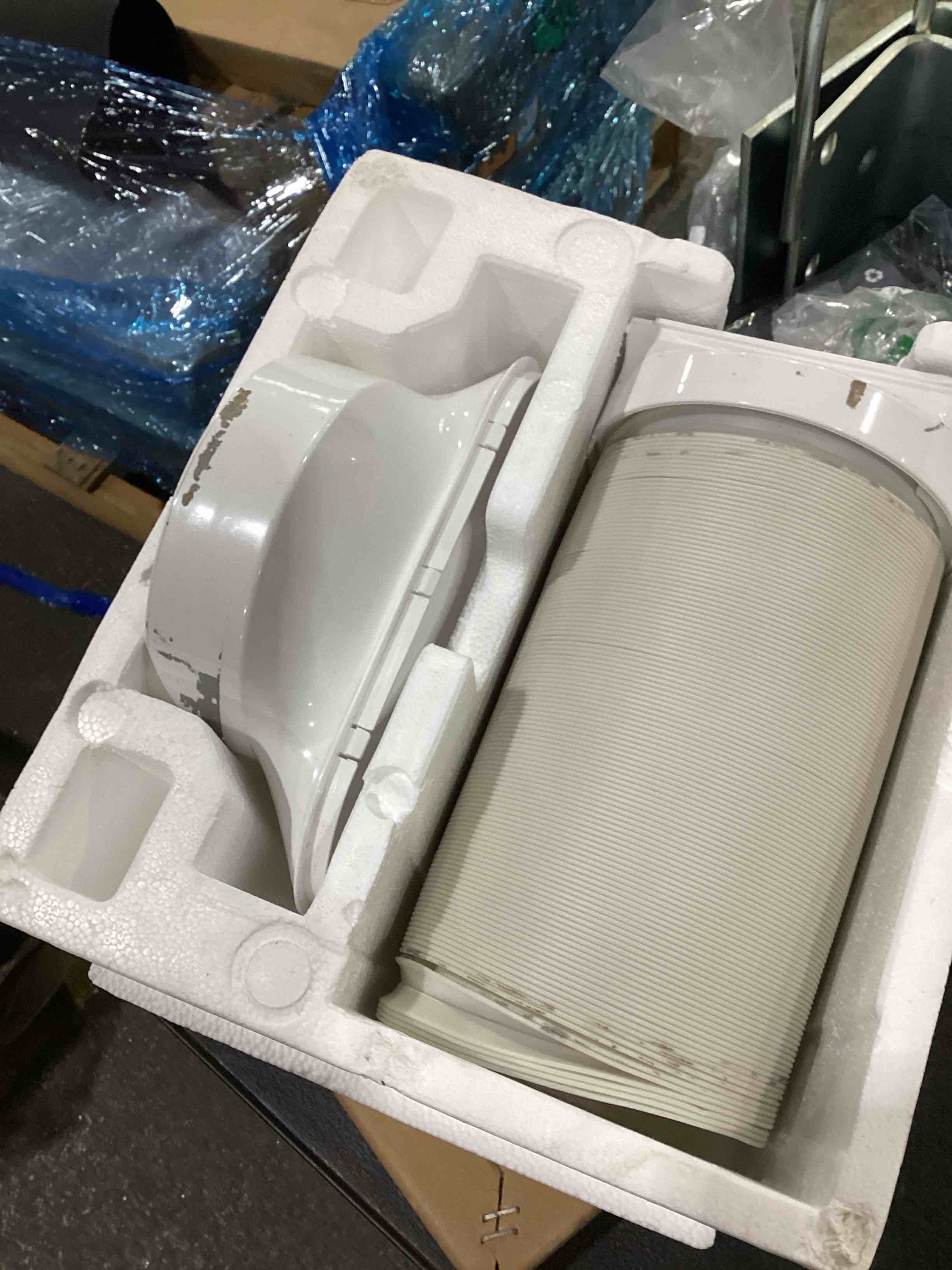 https://s3.amazonaws.com/lotting-images-prod/bidfta/BRN1269840_1757510302716.jpeg