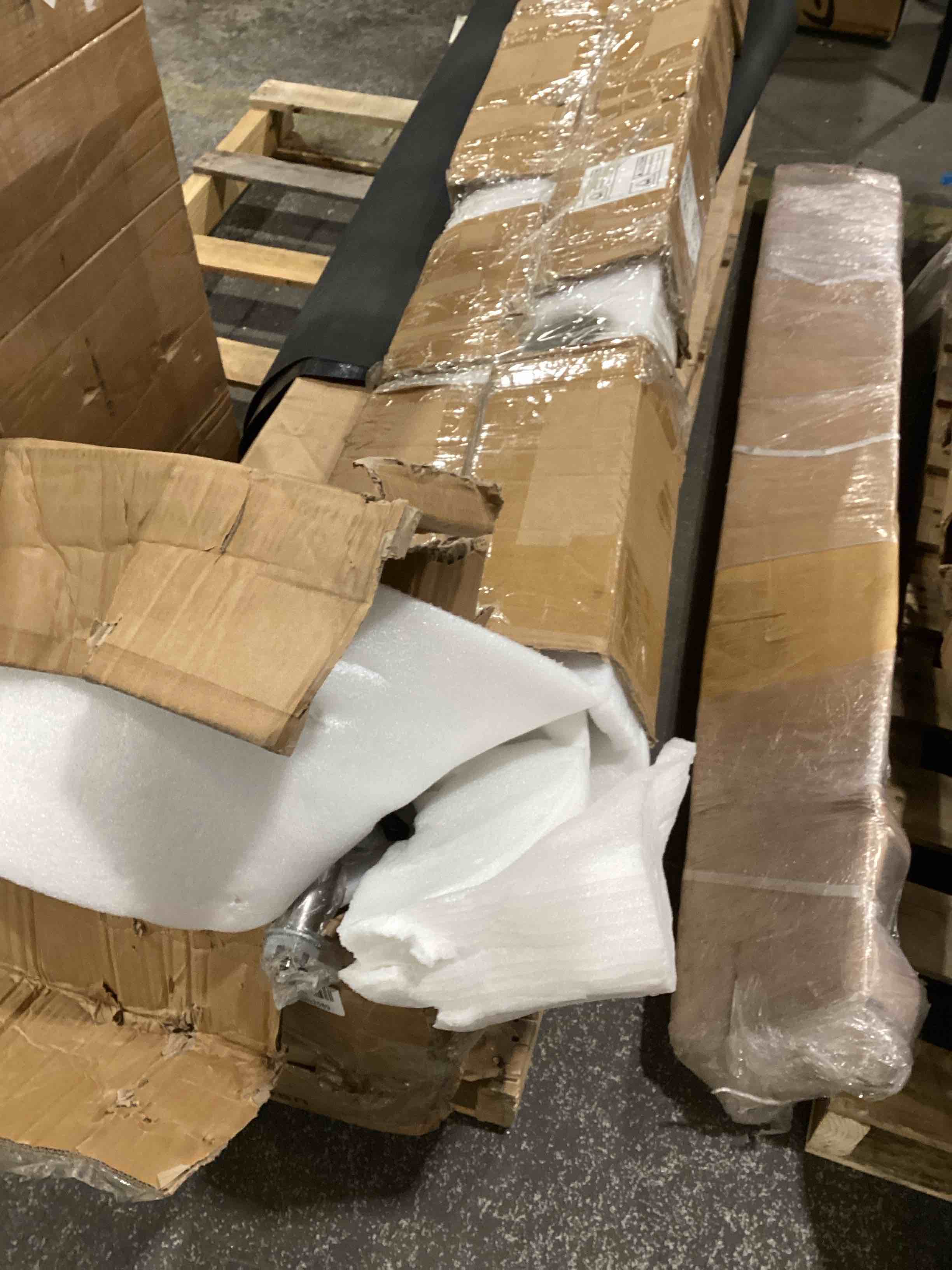 https://s3.amazonaws.com/lotting-images-prod/bidfta/BRN1269845_1757511564397.jpeg
