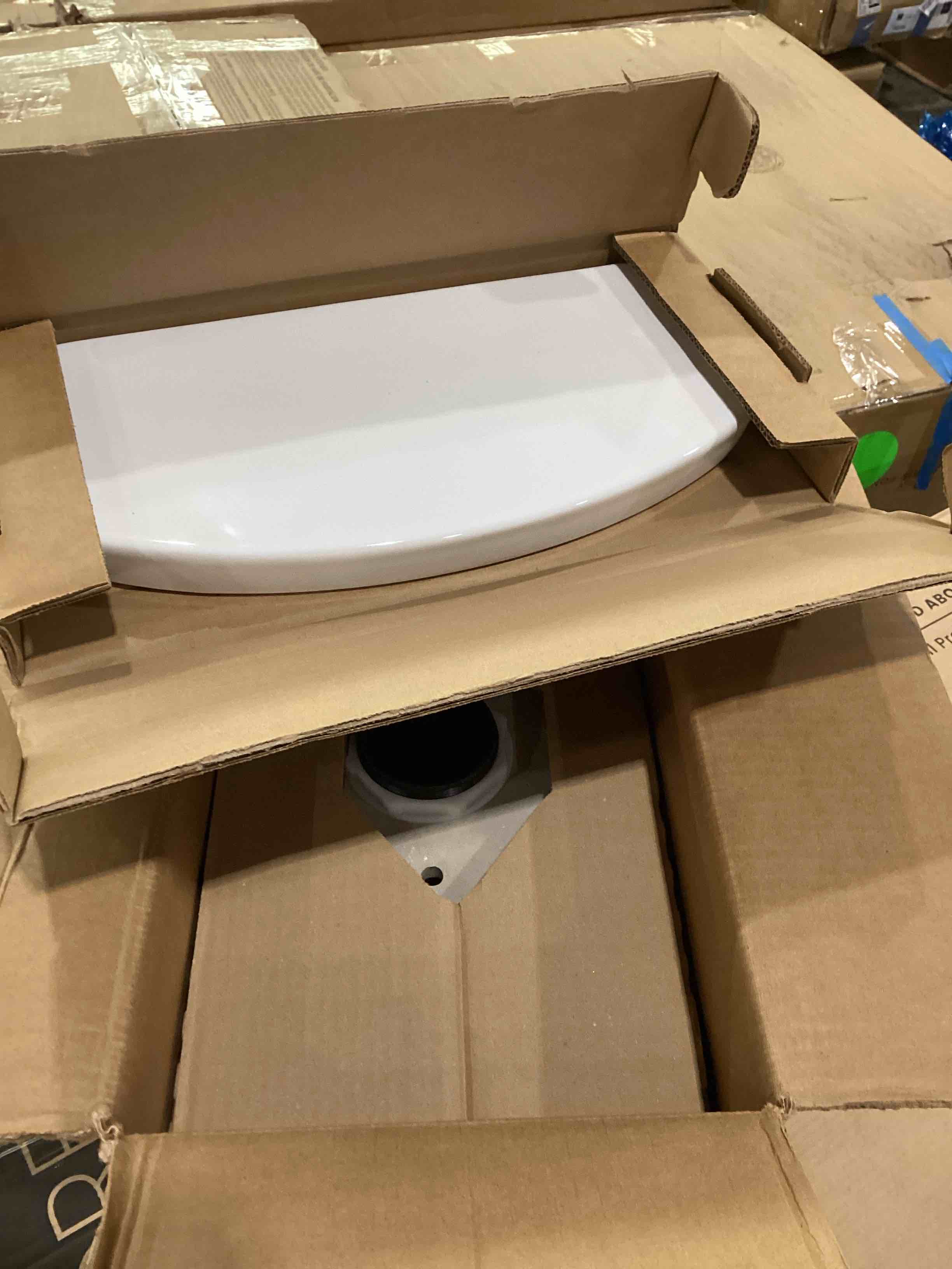 https://s3.amazonaws.com/lotting-images-prod/bidfta/BRN1269867_1757524360742.jpeg