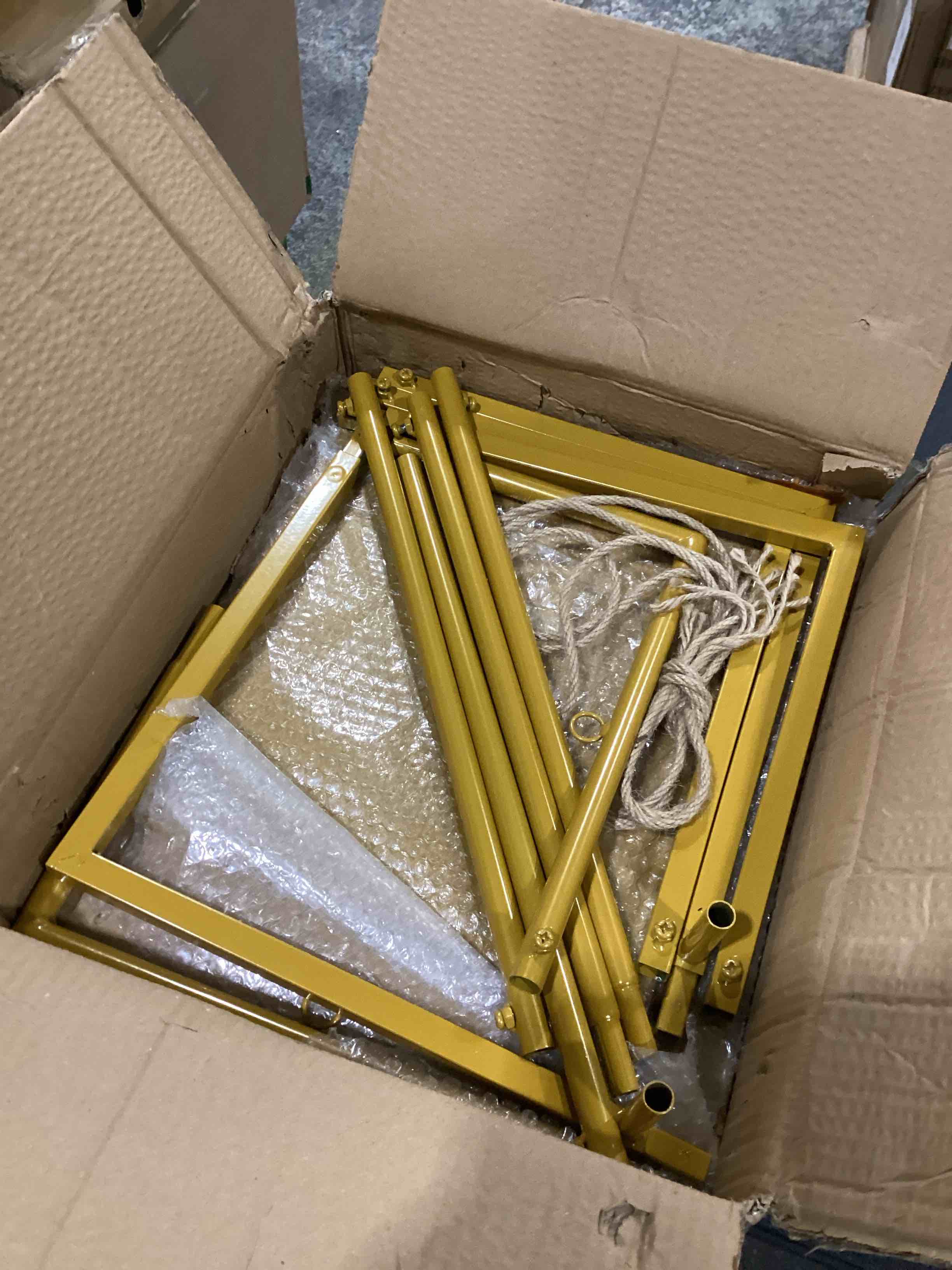 https://s3.amazonaws.com/lotting-images-prod/bidfta/BRN1269905_1757595168778.jpeg