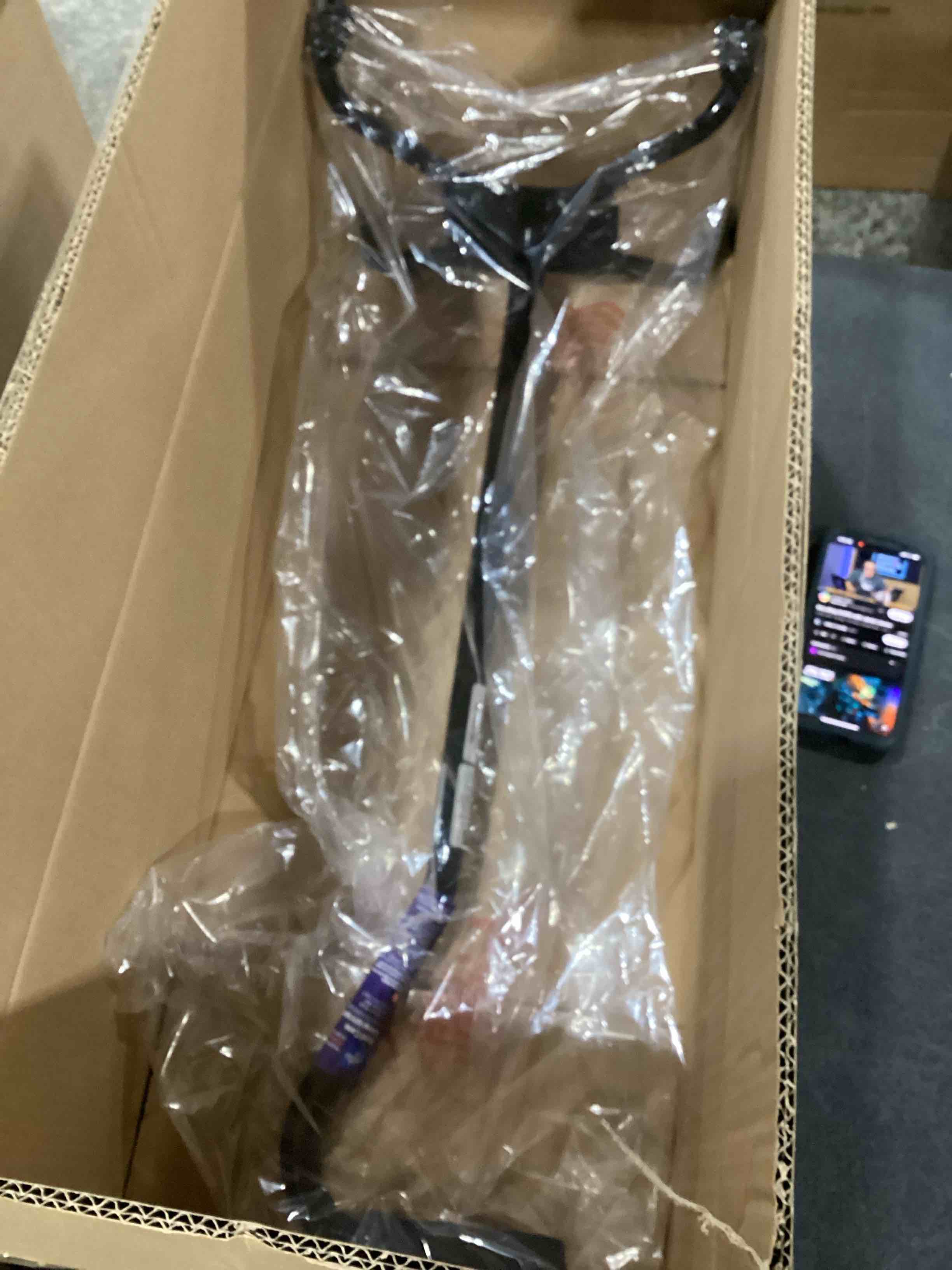 https://s3.amazonaws.com/lotting-images-prod/bidfta/BRN1269909_1757595834446.jpeg