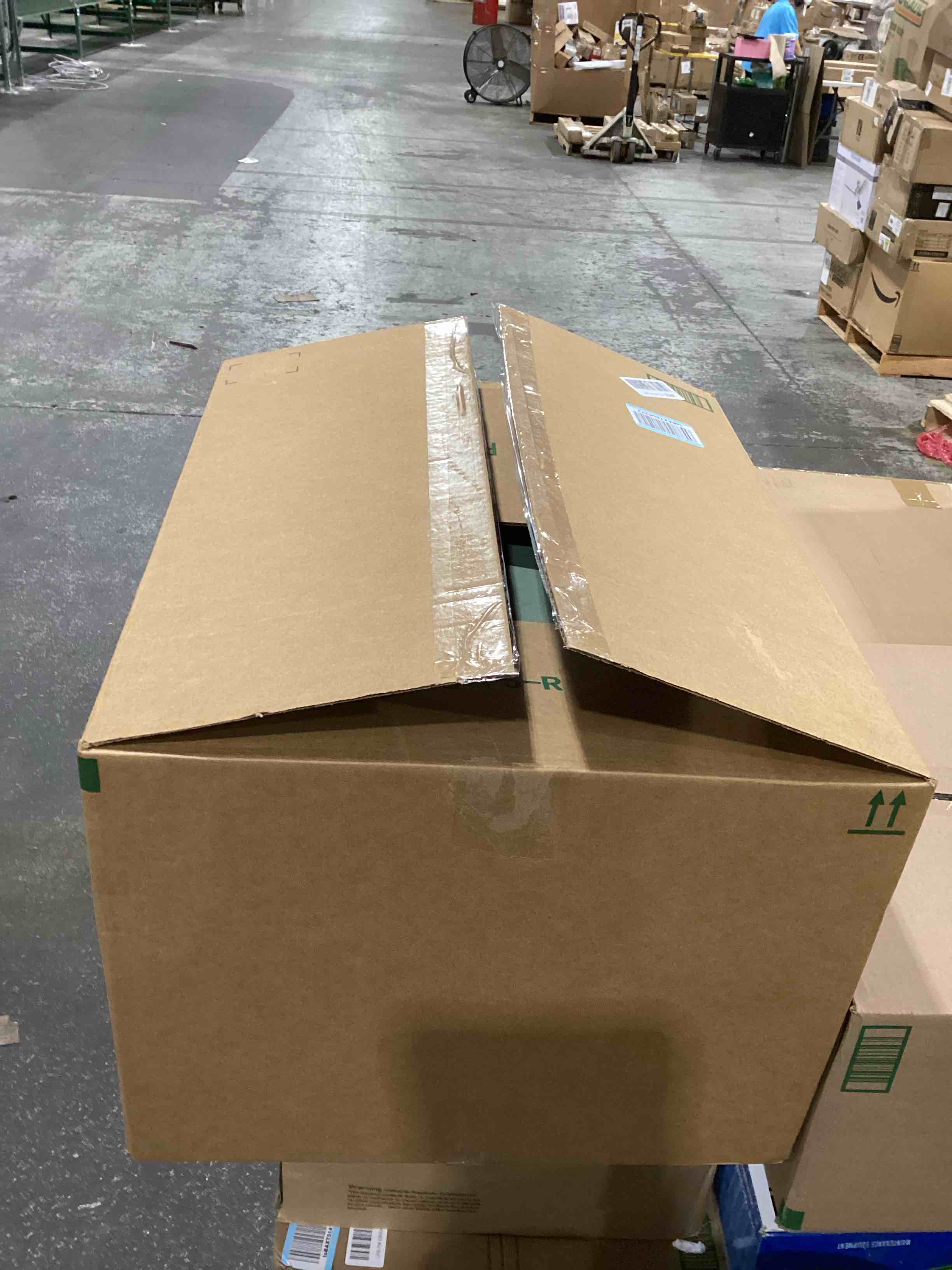 https://s3.amazonaws.com/lotting-images-prod/bidfta/BRN1269917_1757597141789.jpeg