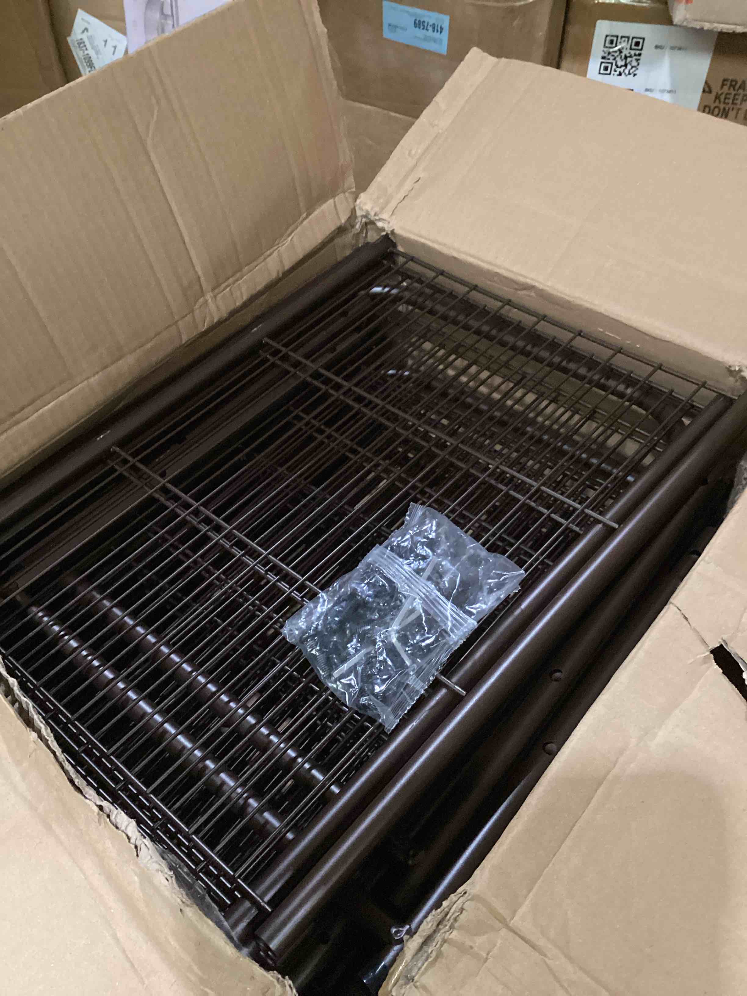 metal wire rack (product info unknown)