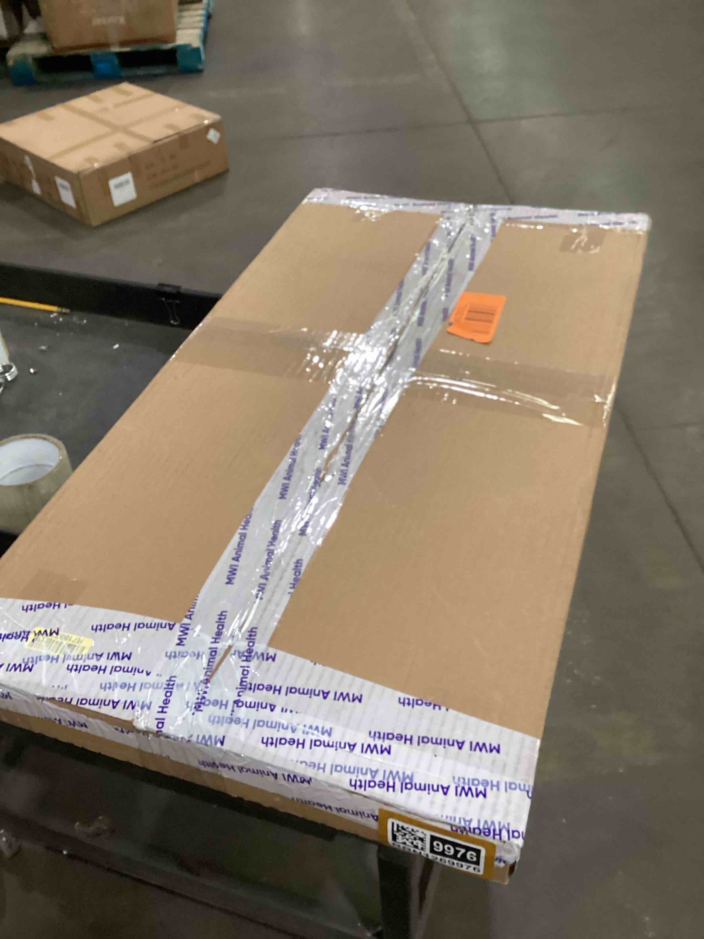 https://s3.amazonaws.com/lotting-images-prod/bidfta/BRN1269976_1757691089120.jpeg