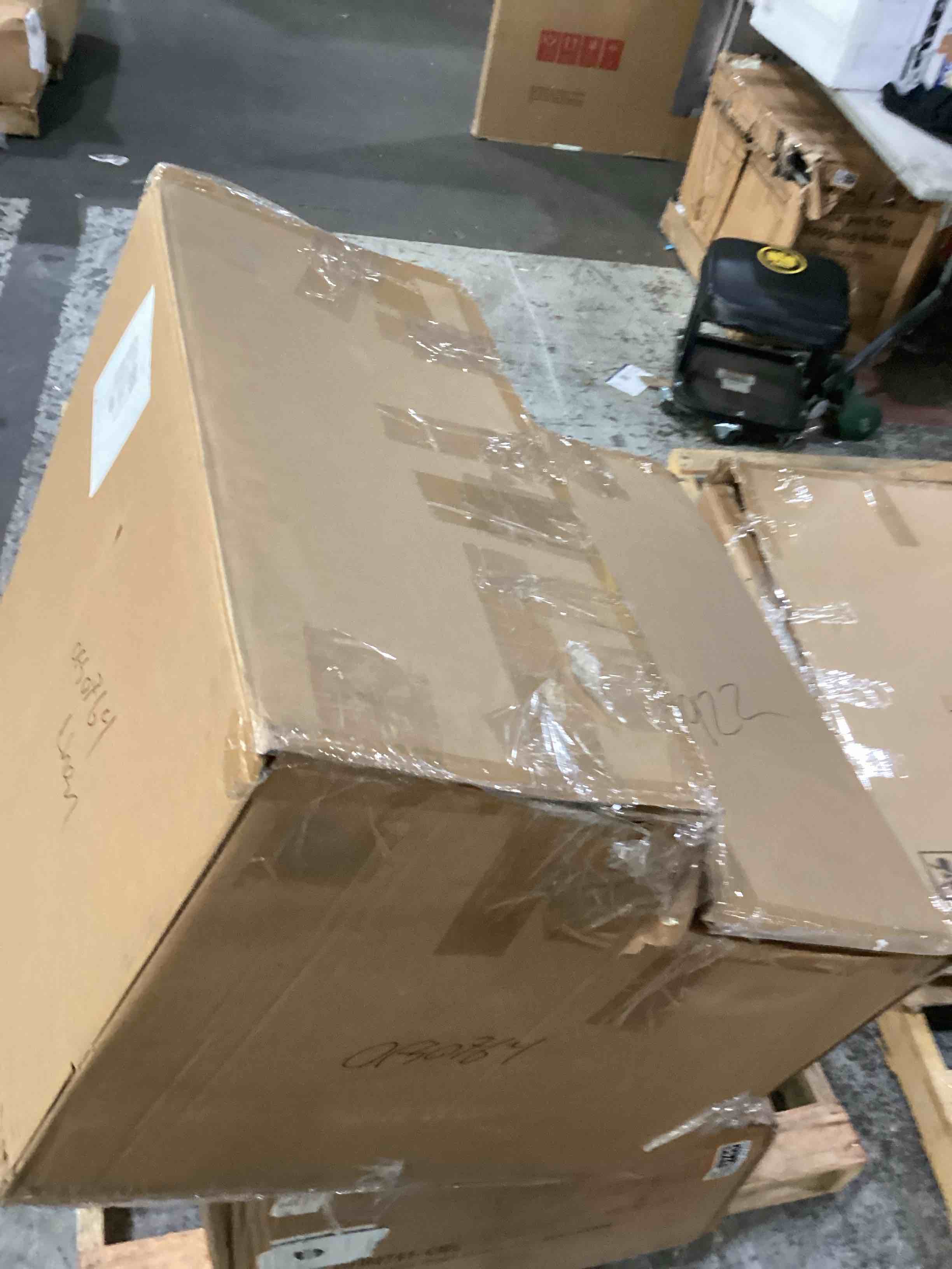 https://s3.amazonaws.com/lotting-images-prod/bidfta/BRN1273766_1757106632380.jpeg