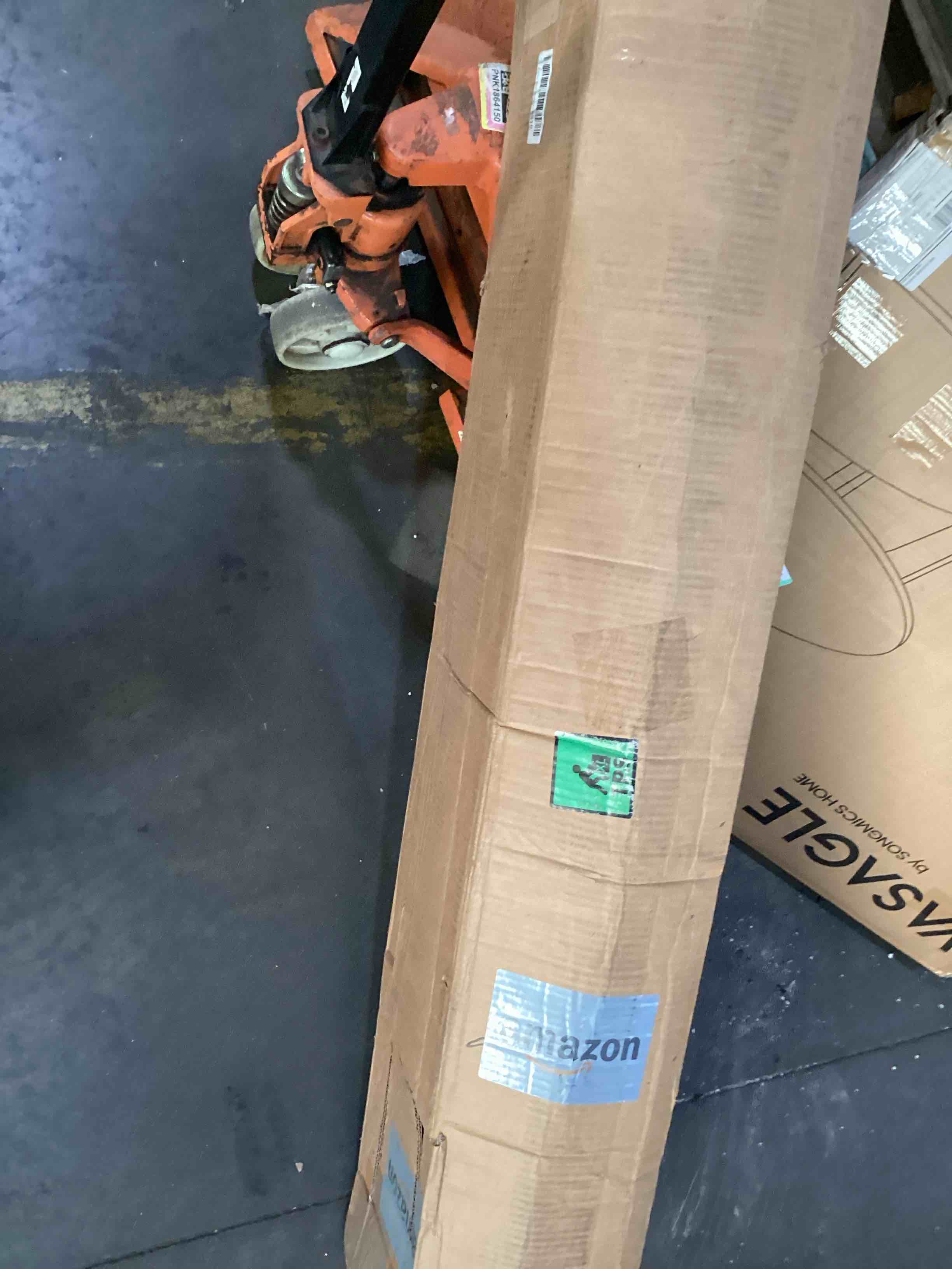 https://s3.amazonaws.com/lotting-images-prod/bidfta/BRN1273898_1757456612103.jpeg