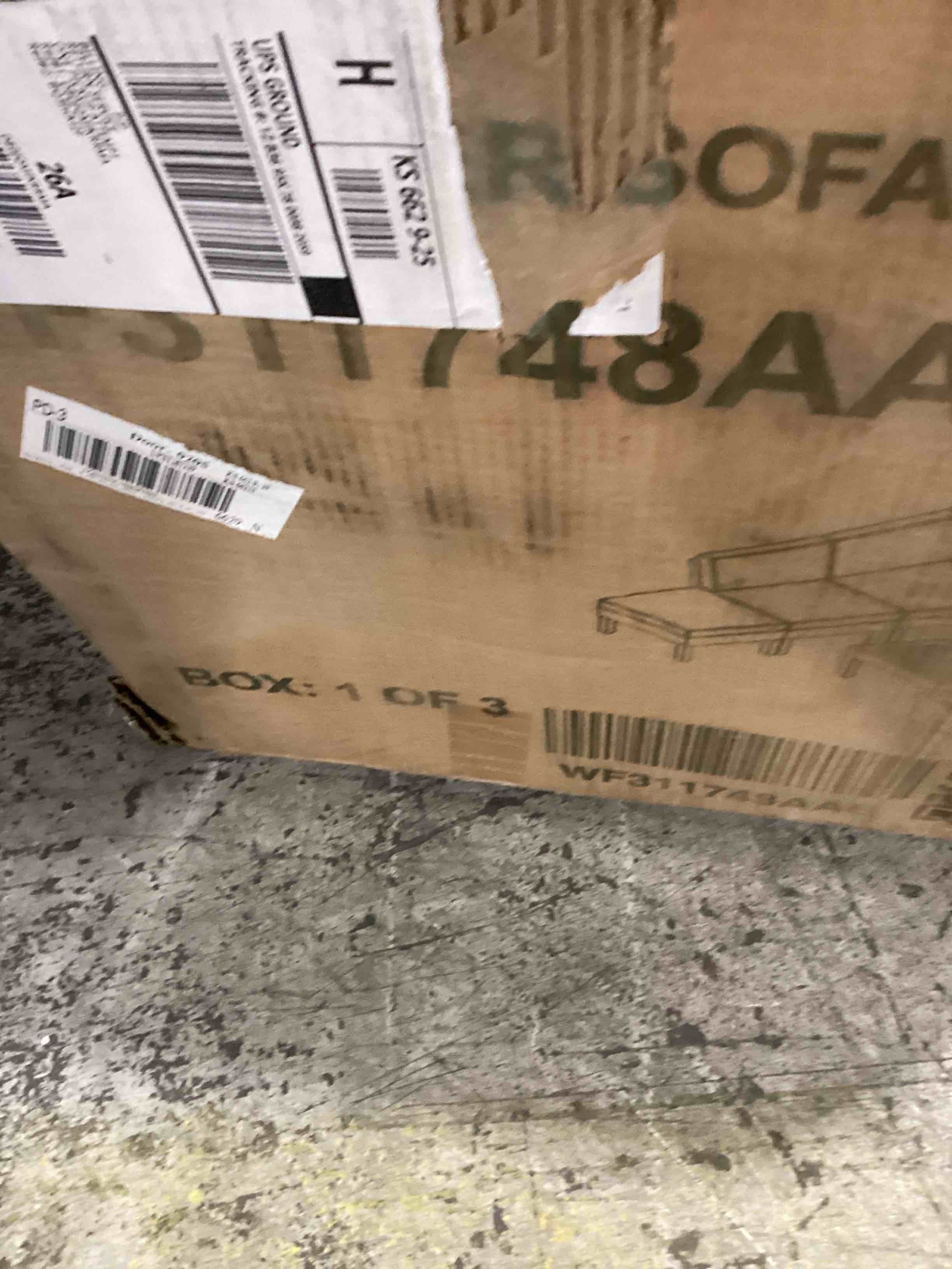 https://s3.amazonaws.com/lotting-images-prod/bidfta/BRN1273927_1757516230145.jpeg