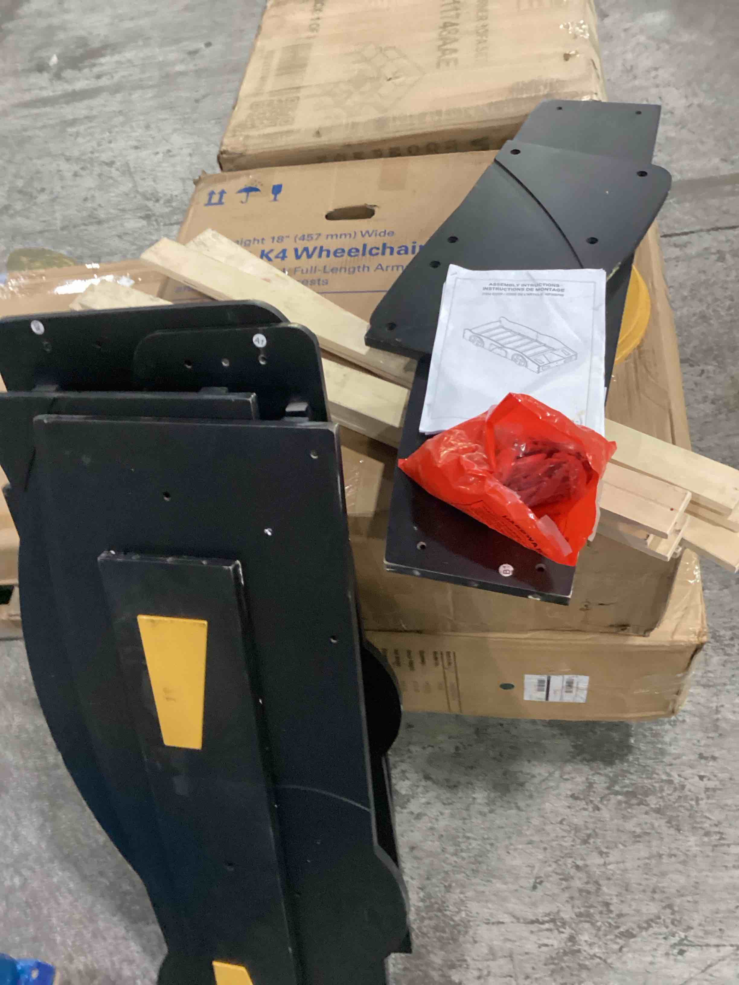 https://s3.amazonaws.com/lotting-images-prod/bidfta/BRN1273930_1757516816197.jpeg