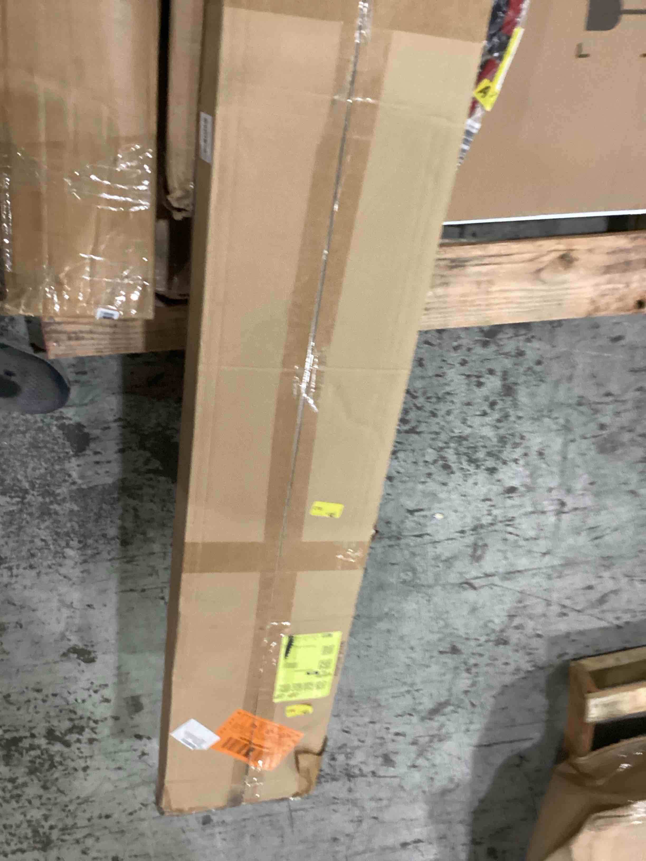 https://s3.amazonaws.com/lotting-images-prod/bidfta/BRN1273950_1757523828246.jpeg