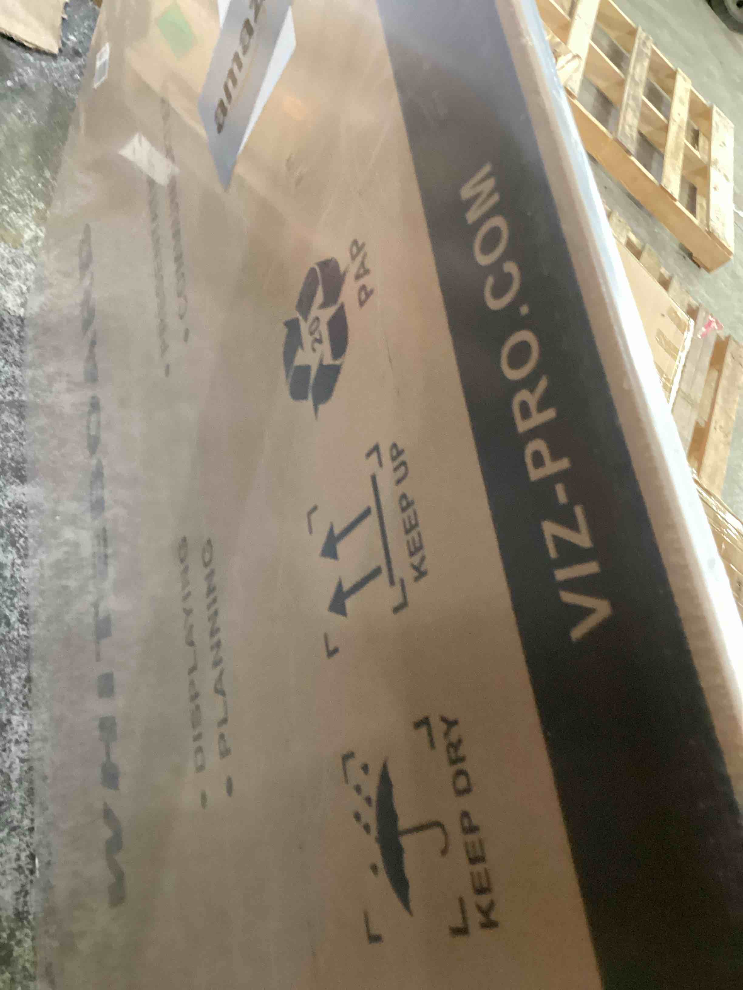 https://s3.amazonaws.com/lotting-images-prod/bidfta/BRN1274012_1757539840762.jpeg