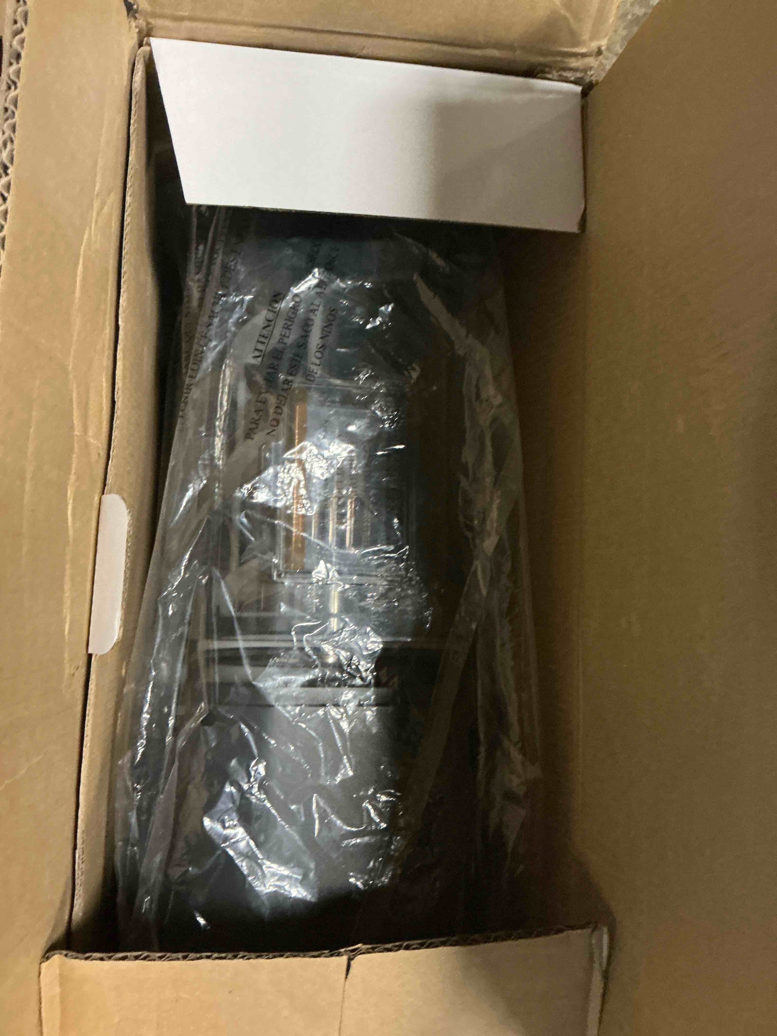 https://s3.amazonaws.com/lotting-images-prod/bidfta/BRN1290612_1753328936228.jpeg