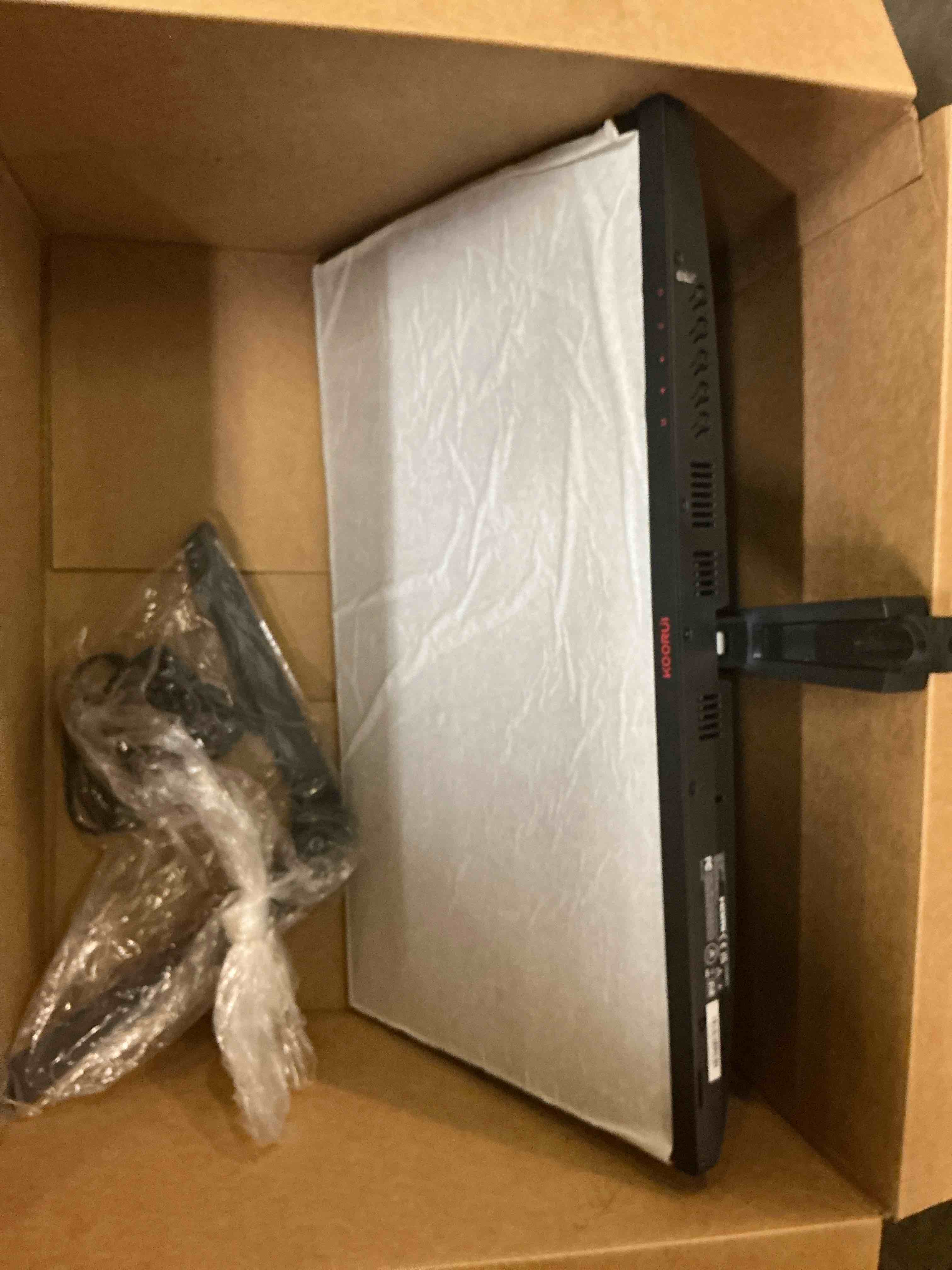 https://s3.amazonaws.com/lotting-images-prod/bidfta/BRN1290713_1753627474676.jpeg