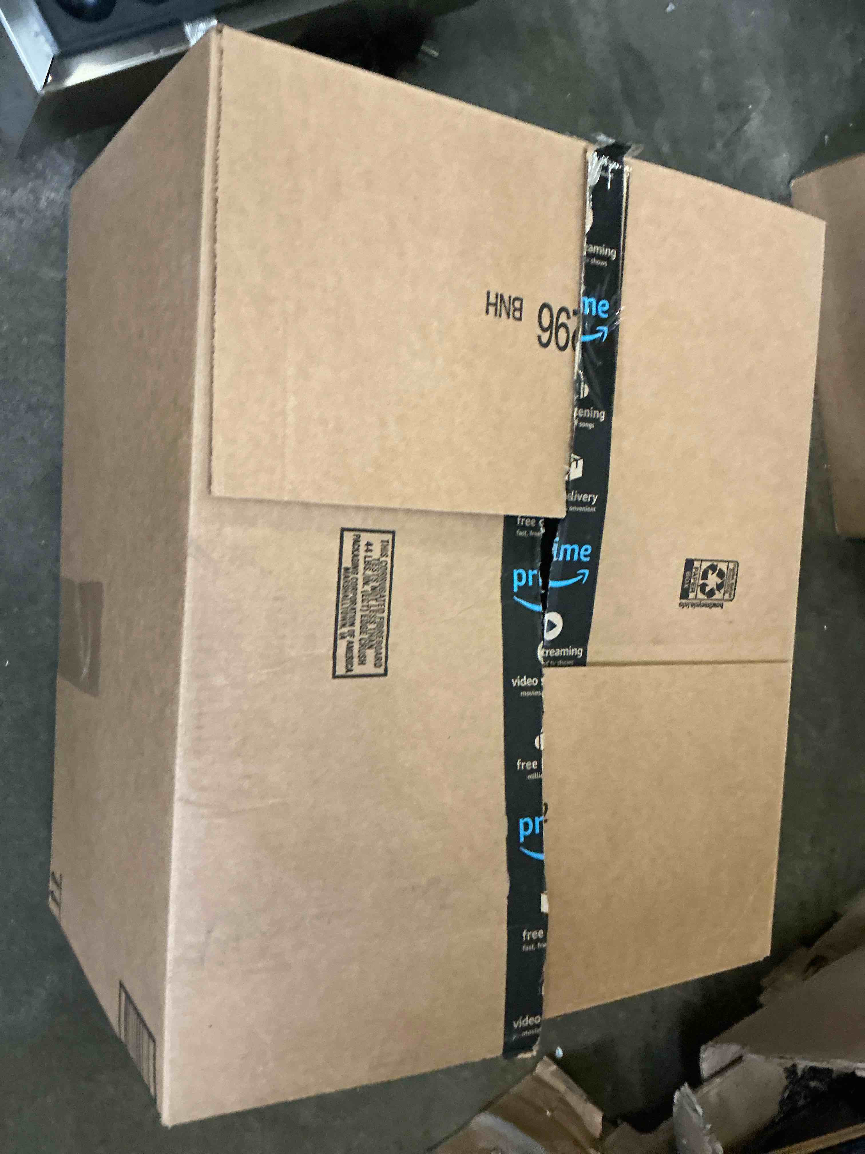 https://s3.amazonaws.com/lotting-images-prod/bidfta/BRN1290713_1753627485791.jpeg