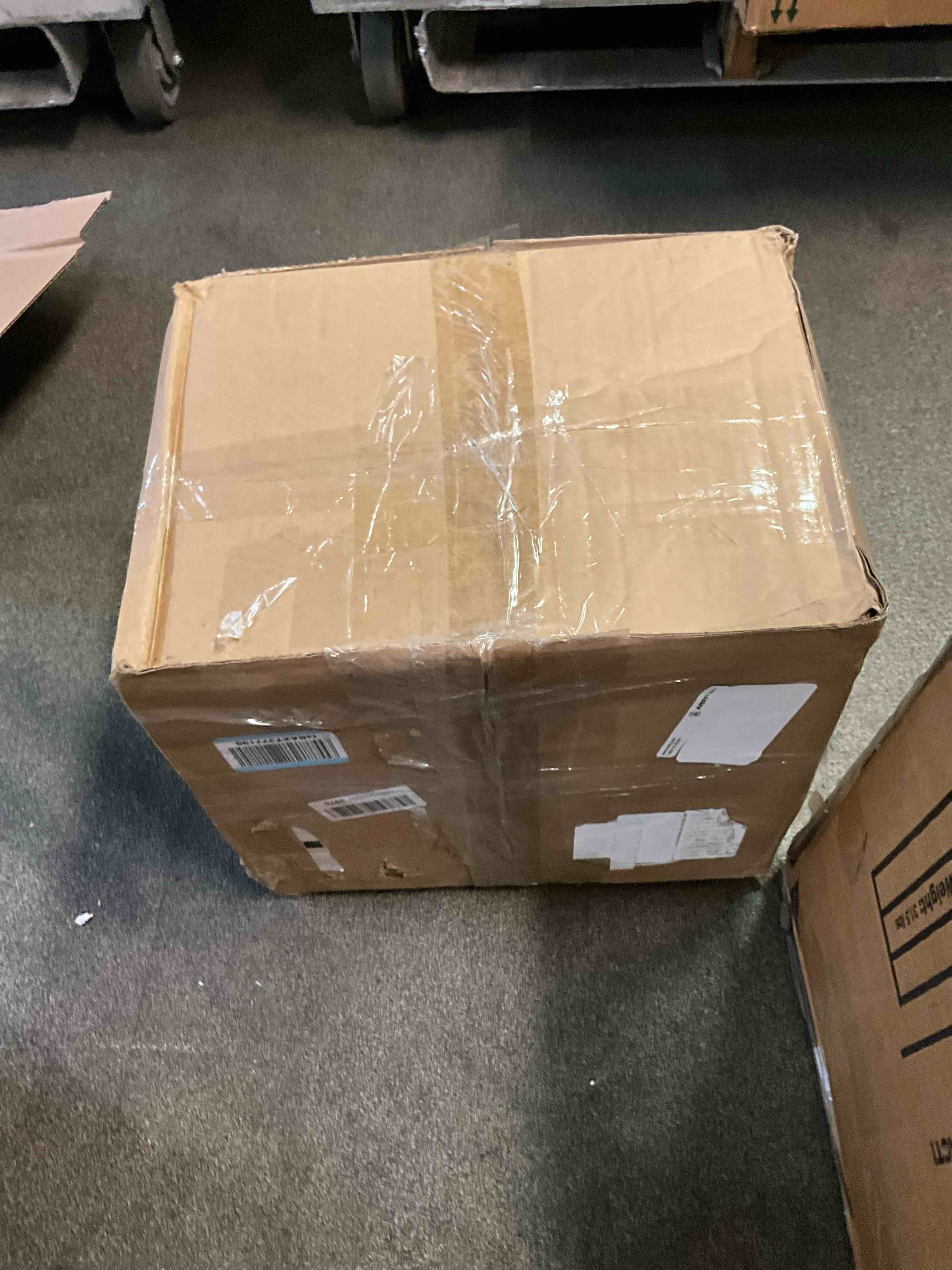 https://s3.amazonaws.com/lotting-images-prod/bidfta/BRN1294231_1757542473103.jpeg